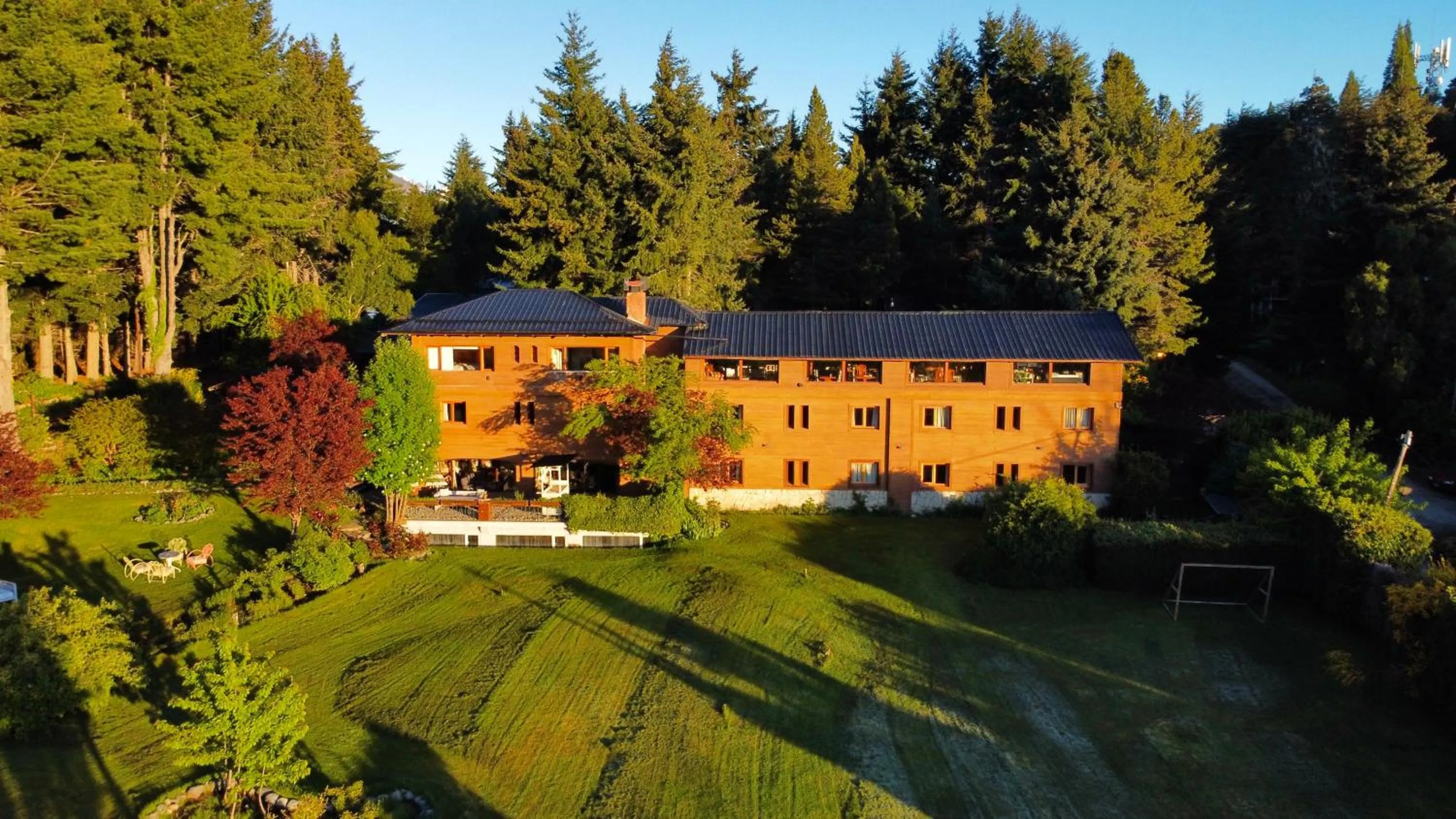 Property building in Le Bouquet Apart Hotel