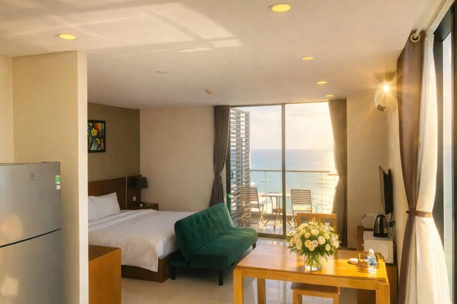 Bed in Holi Beach Hotel & Apartments