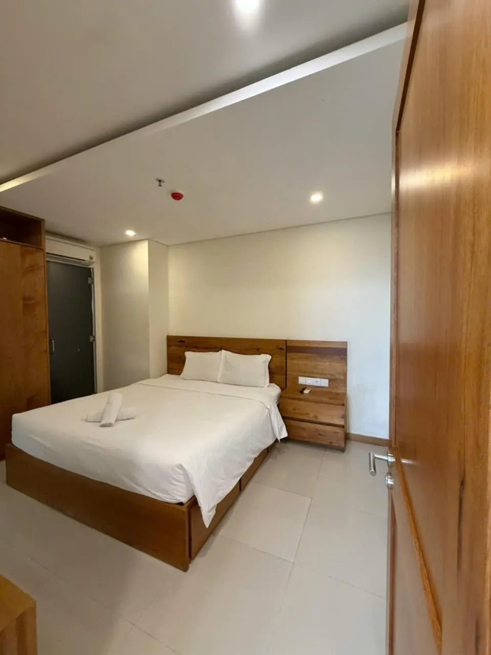 Bed in Holi Beach Hotel & Apartments