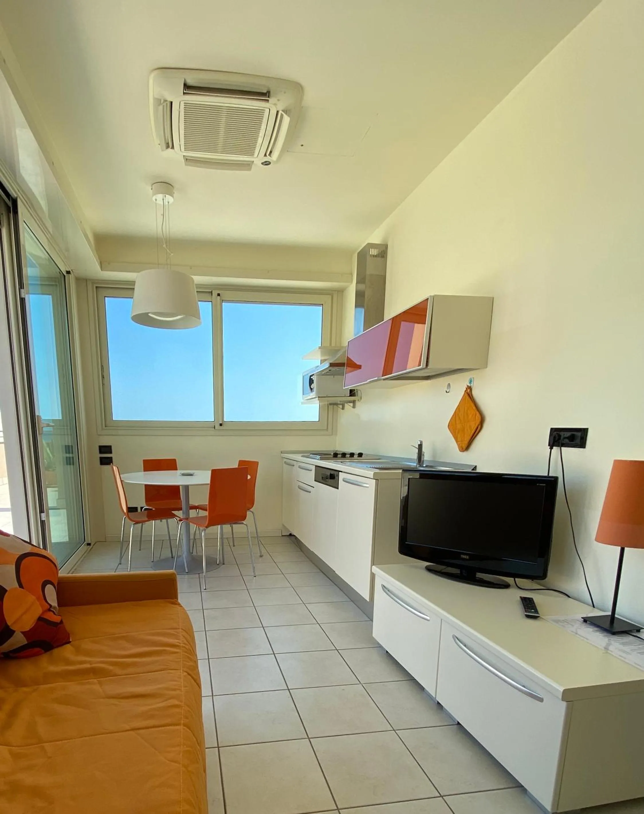 TV and multimedia in Hotel Avana Fronte Mare