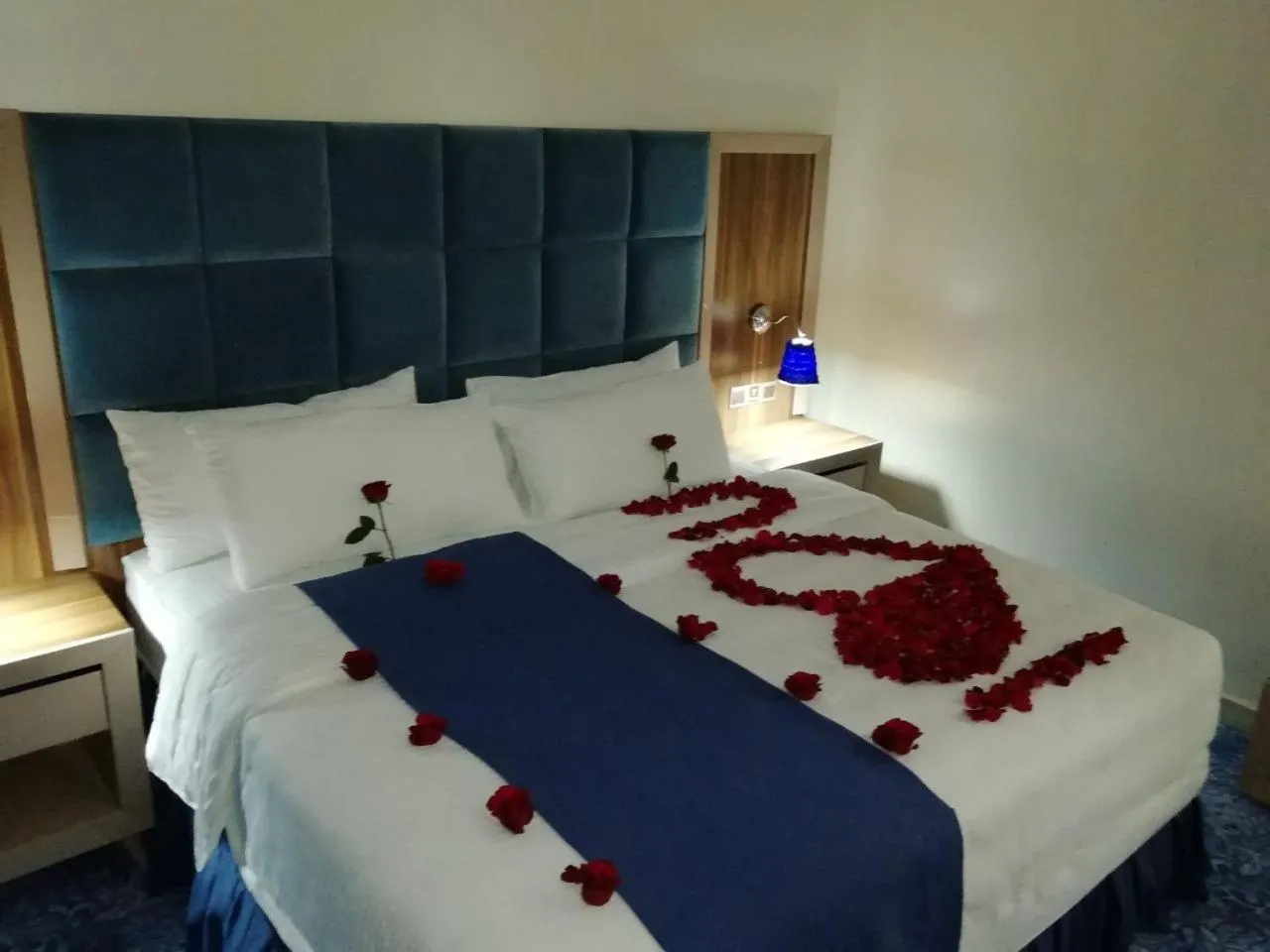 Bed in Swiss Blue serviced Apartments- Al Zahra