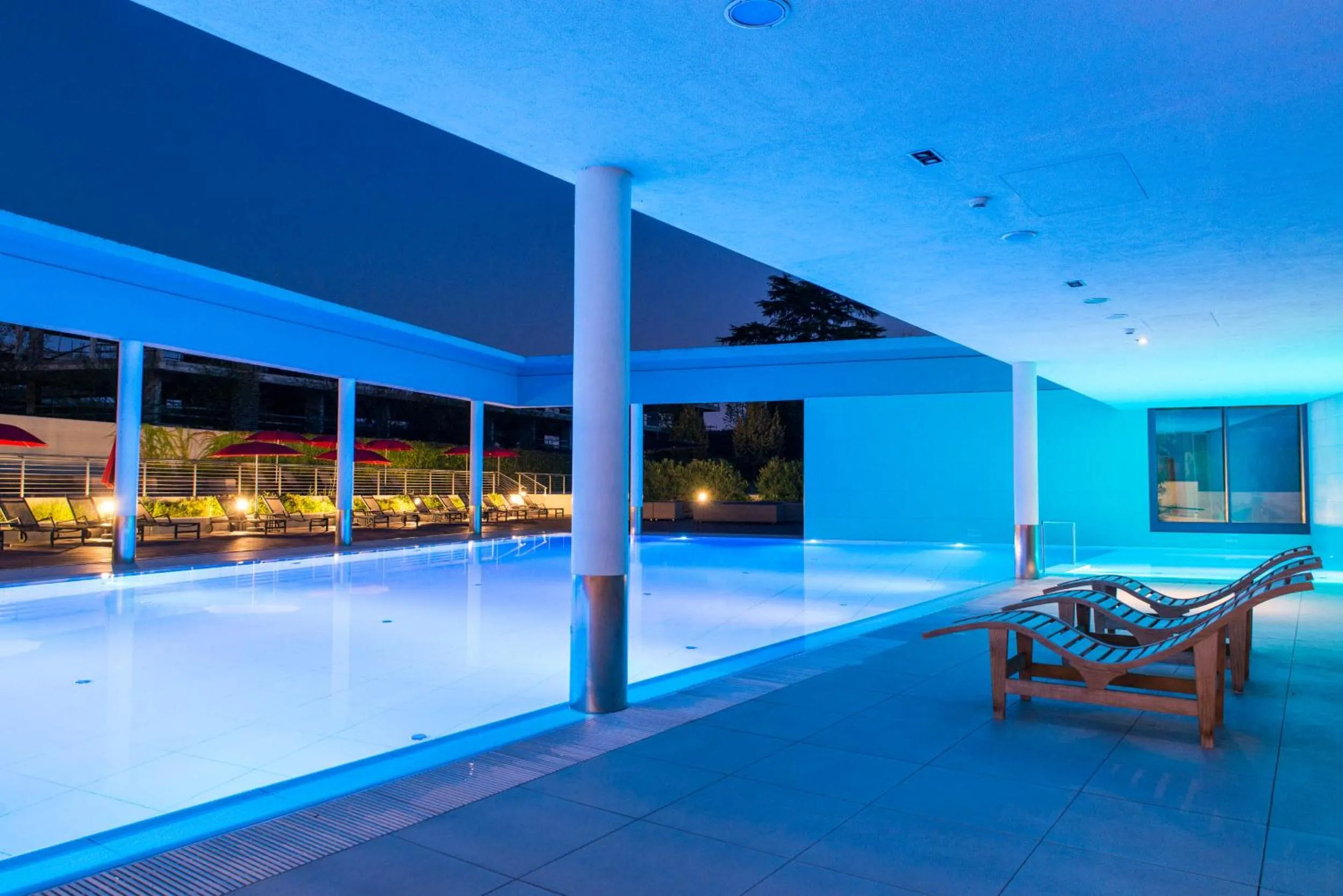 Swimming pool in MOVE Hotels Venezia Nord