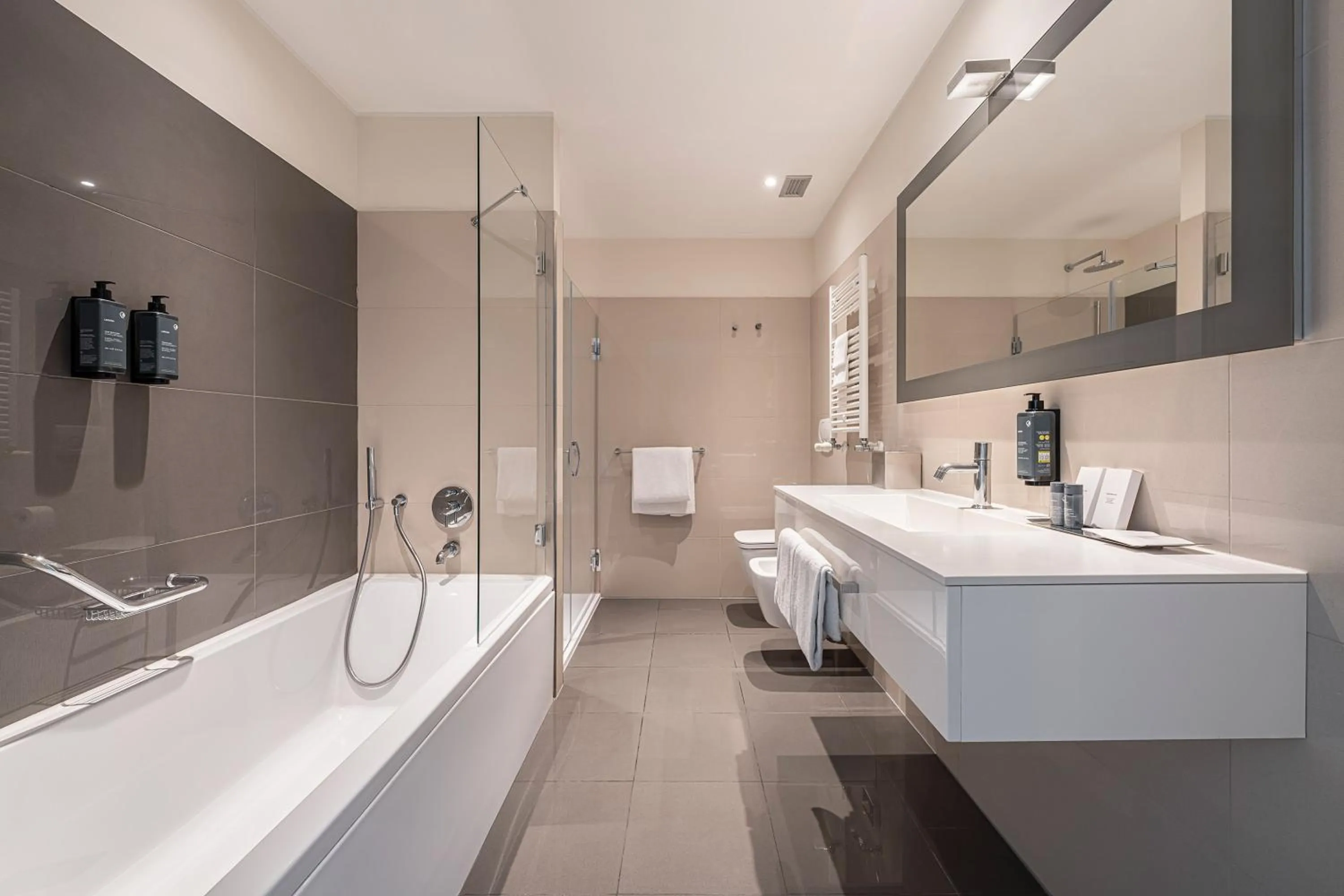 Bathroom in MOVE Hotels Venezia Nord