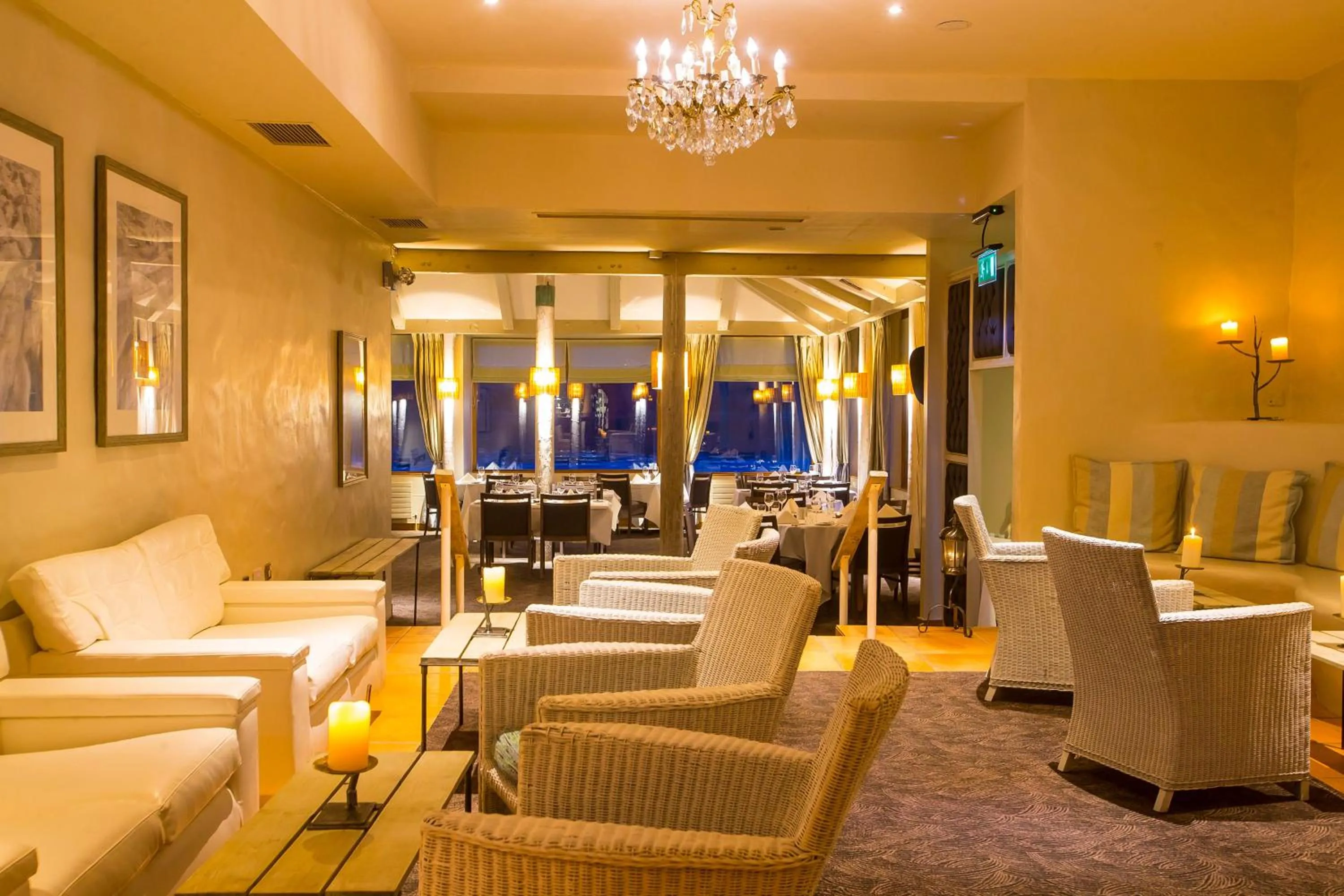 Lounge or bar in Ferrycarrig Hotel