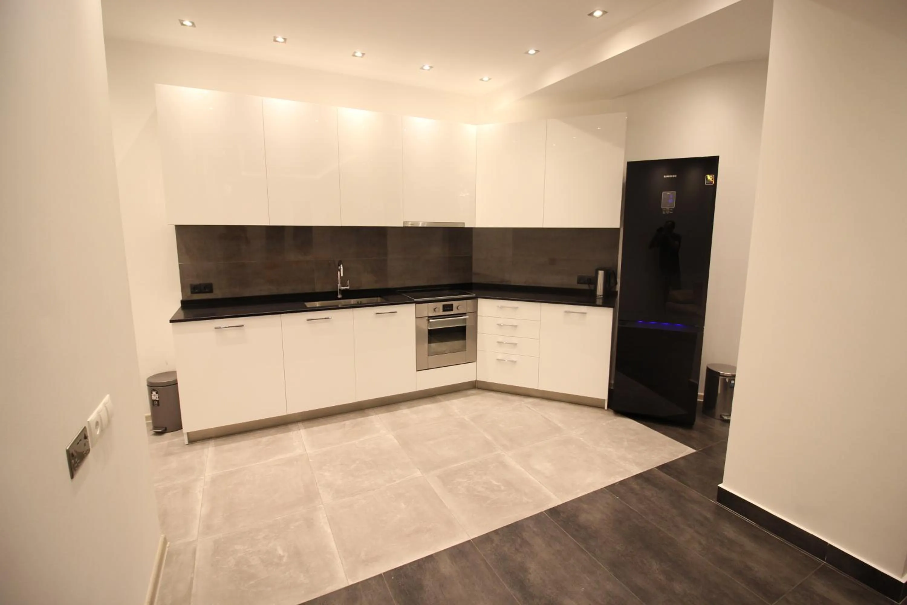 Kitchen or kitchenette in Super Luxury Apartments