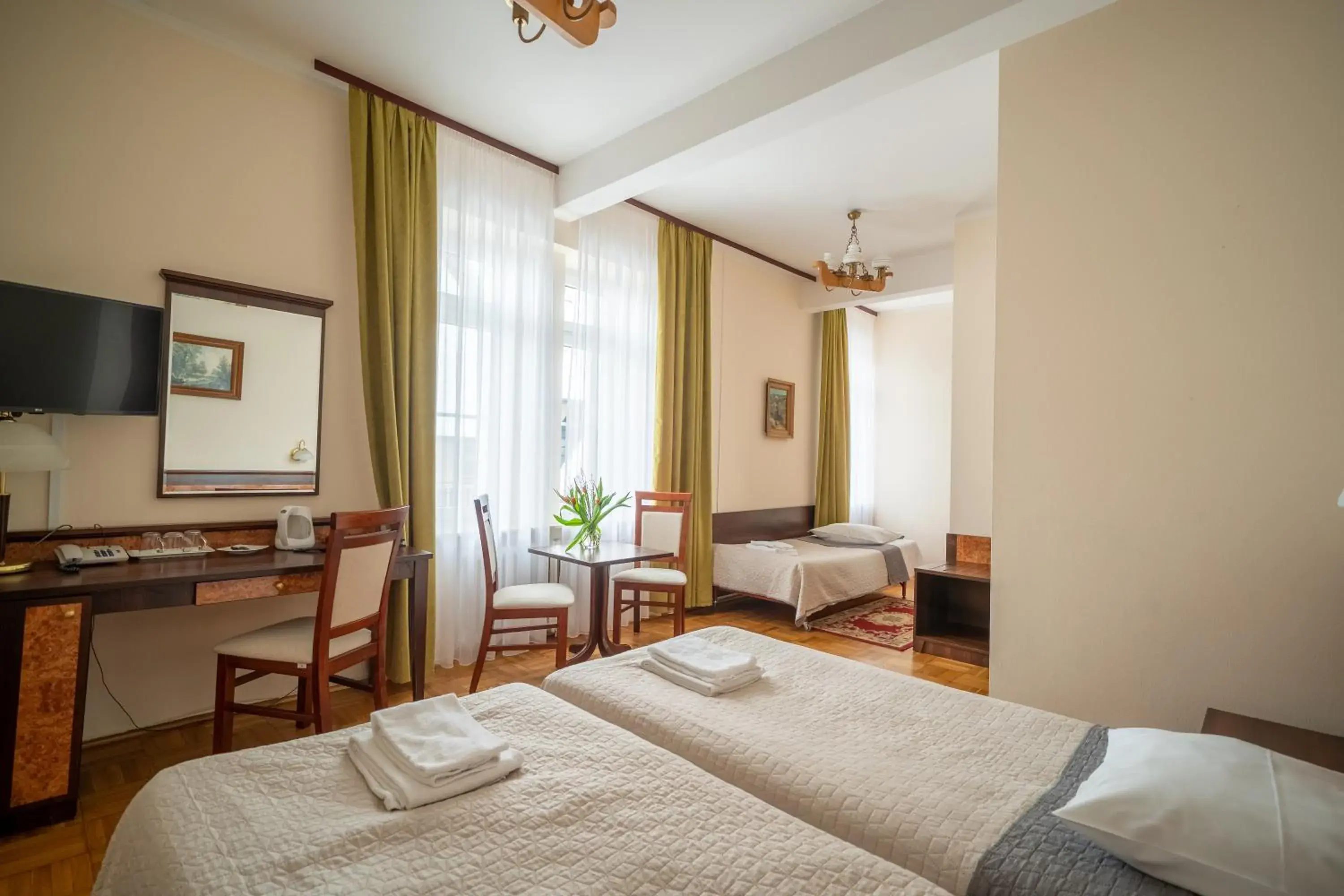 Triple Room in Zespół Dolina Białego - Willa Pan Tadeusz Triple Room in Zespół Dolina Białego - Willa Pan Tadeusz