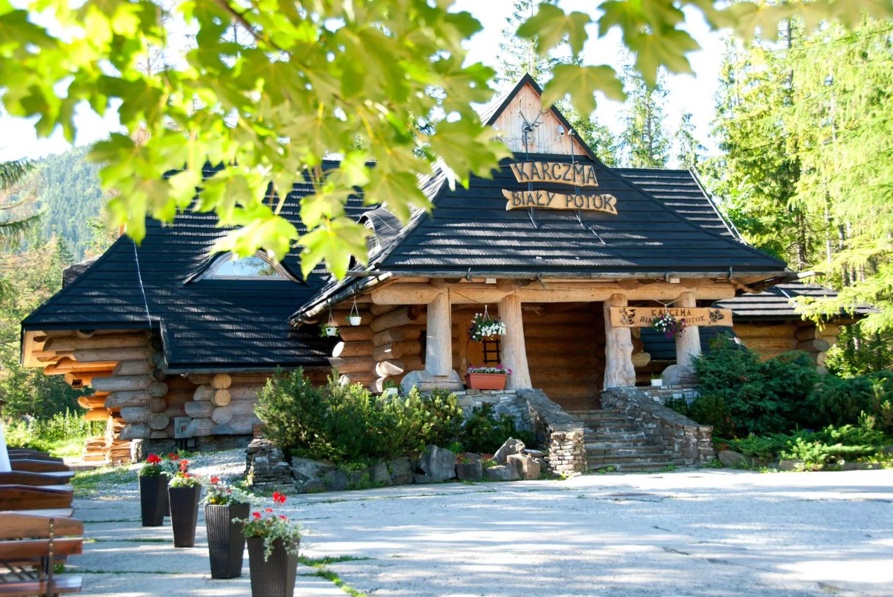 Property building in Zespół Dolina Białego - Willa Pan Tadeusz