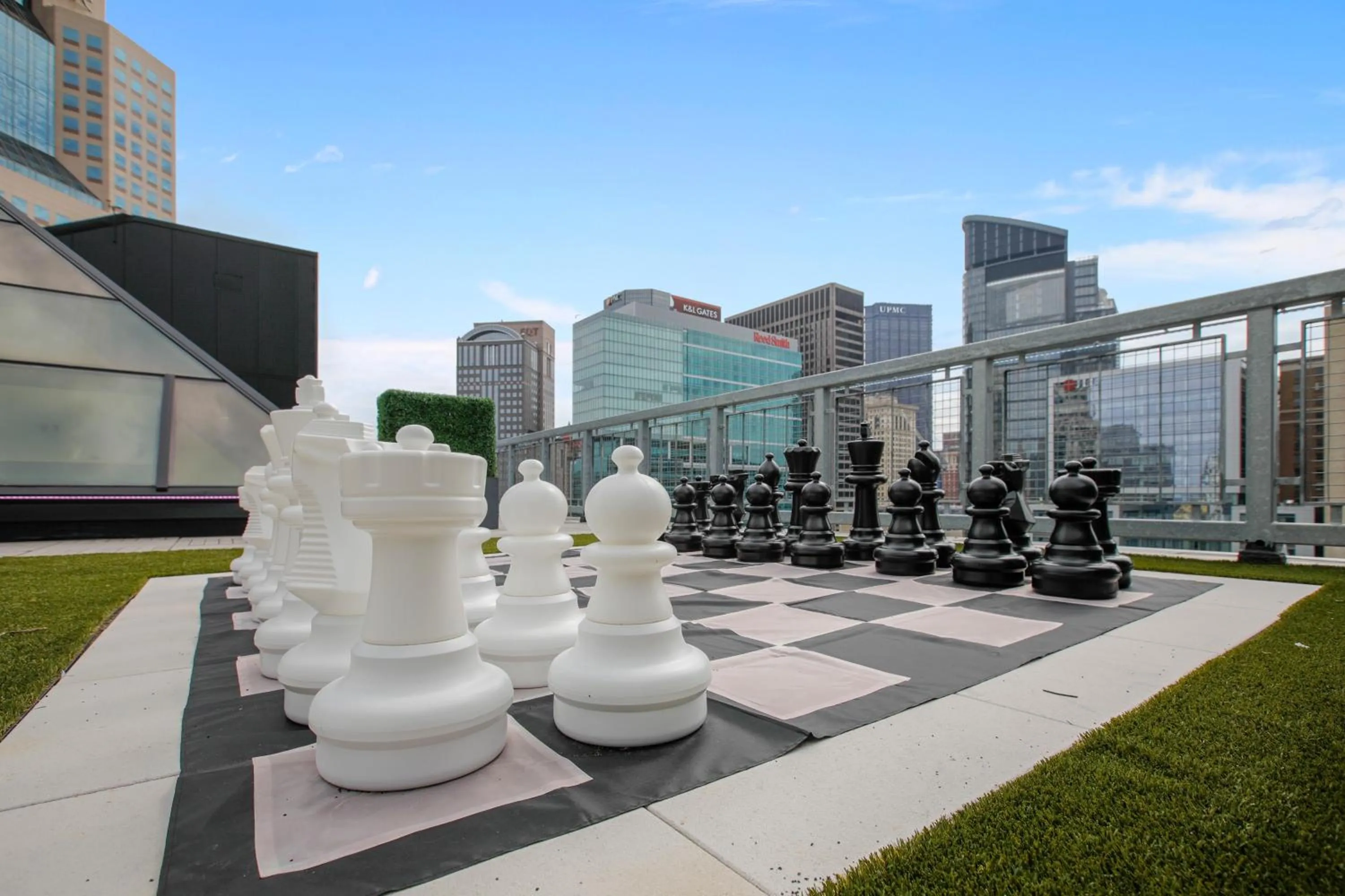 Game Room in Etage Executive Living