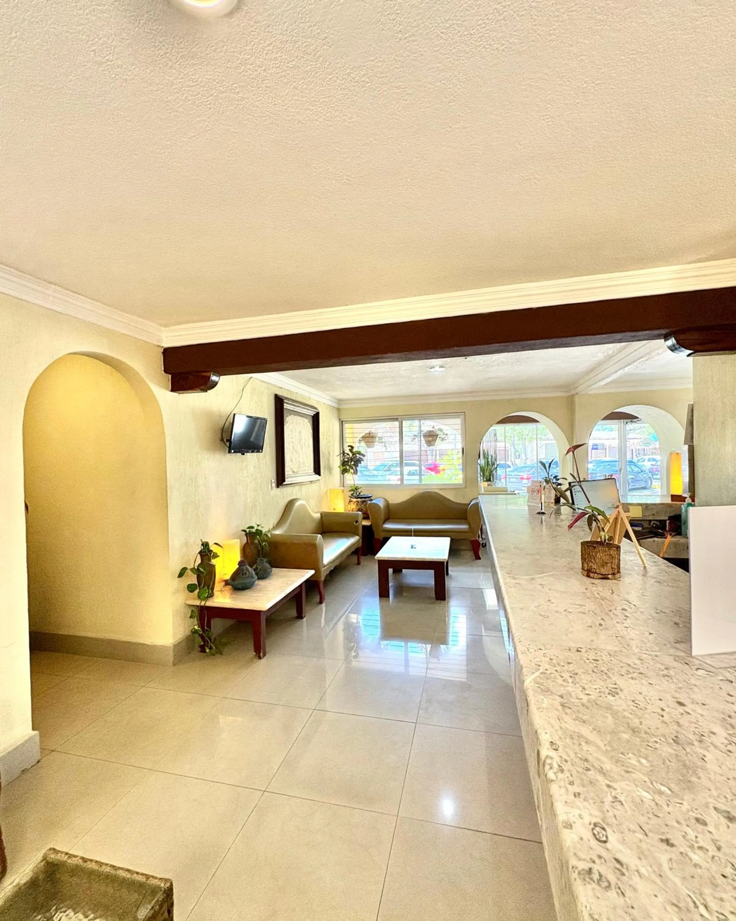 Lobby or reception in Suites Cancun Center
