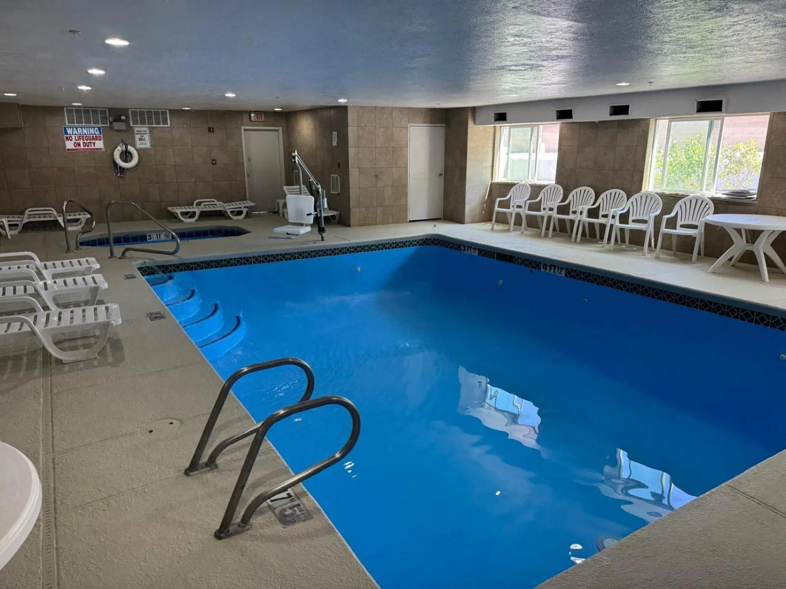  in Comfort Suites Albuquerque-North Journal Center