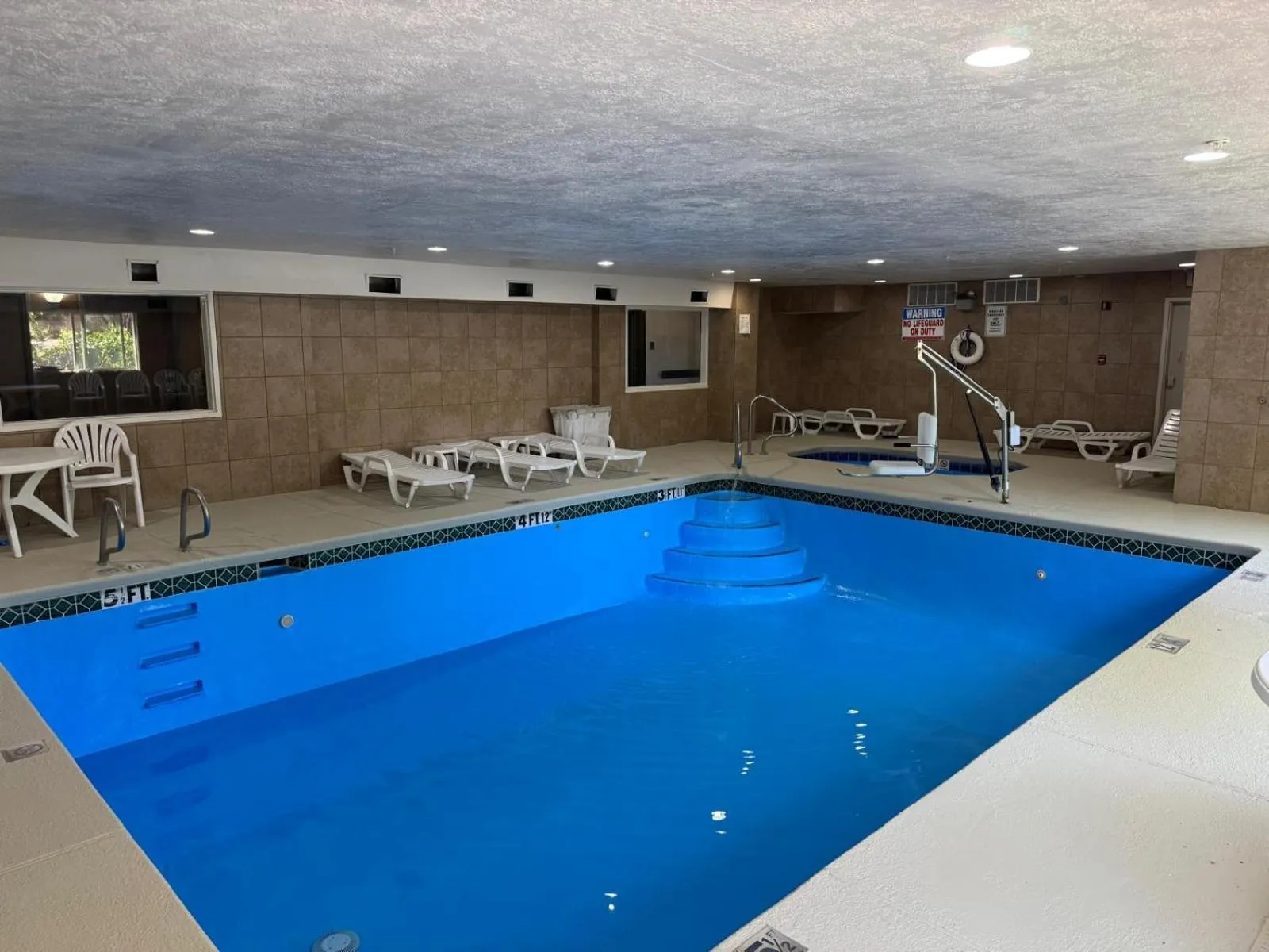  in Comfort Suites Albuquerque-North Journal Center