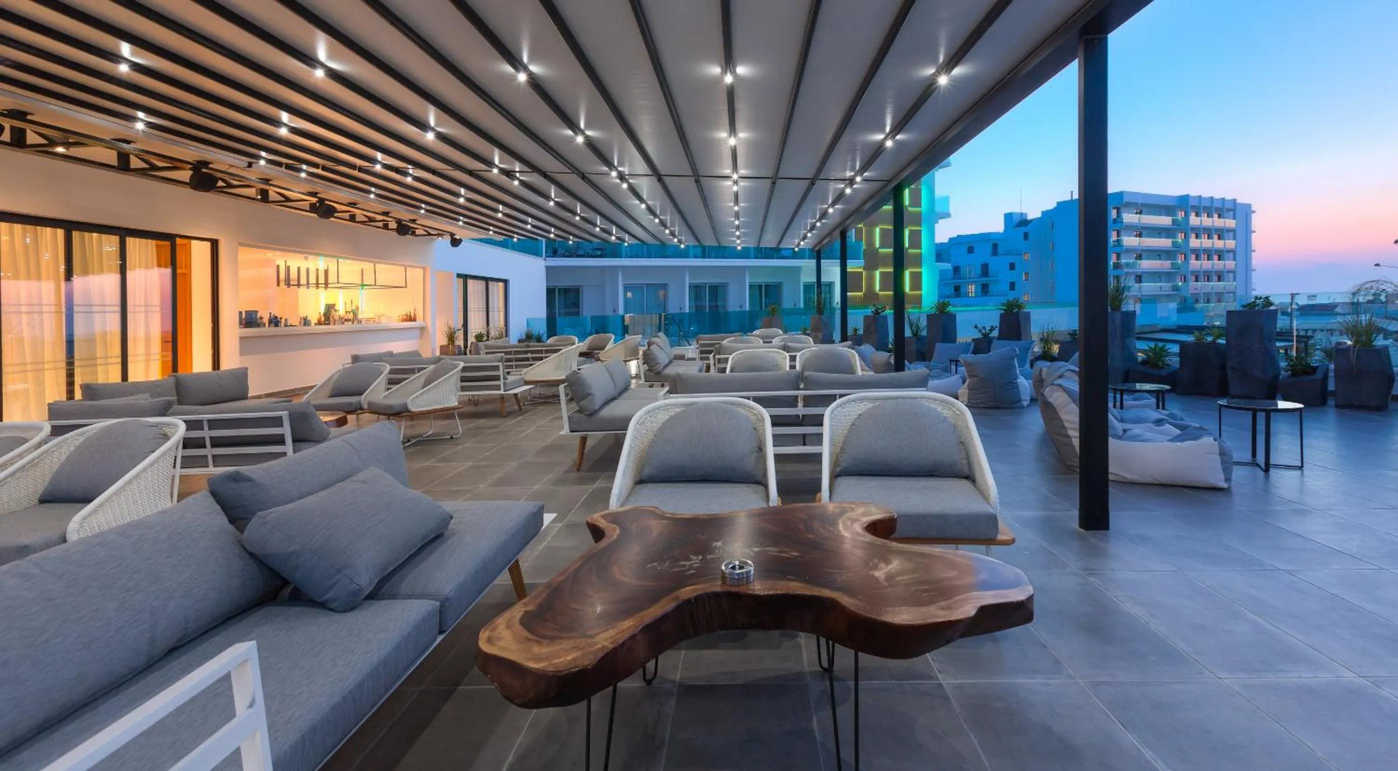 Balcony/Terrace in The Blue Ivy Hotel & Suites