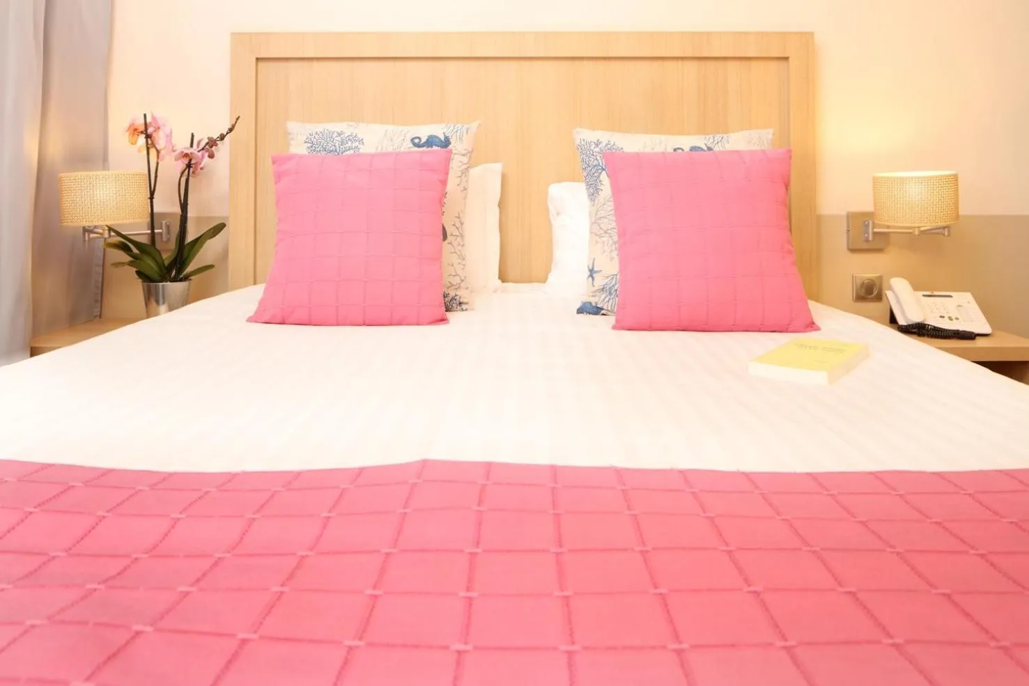 Bedroom, Bed in Trinite Hotel