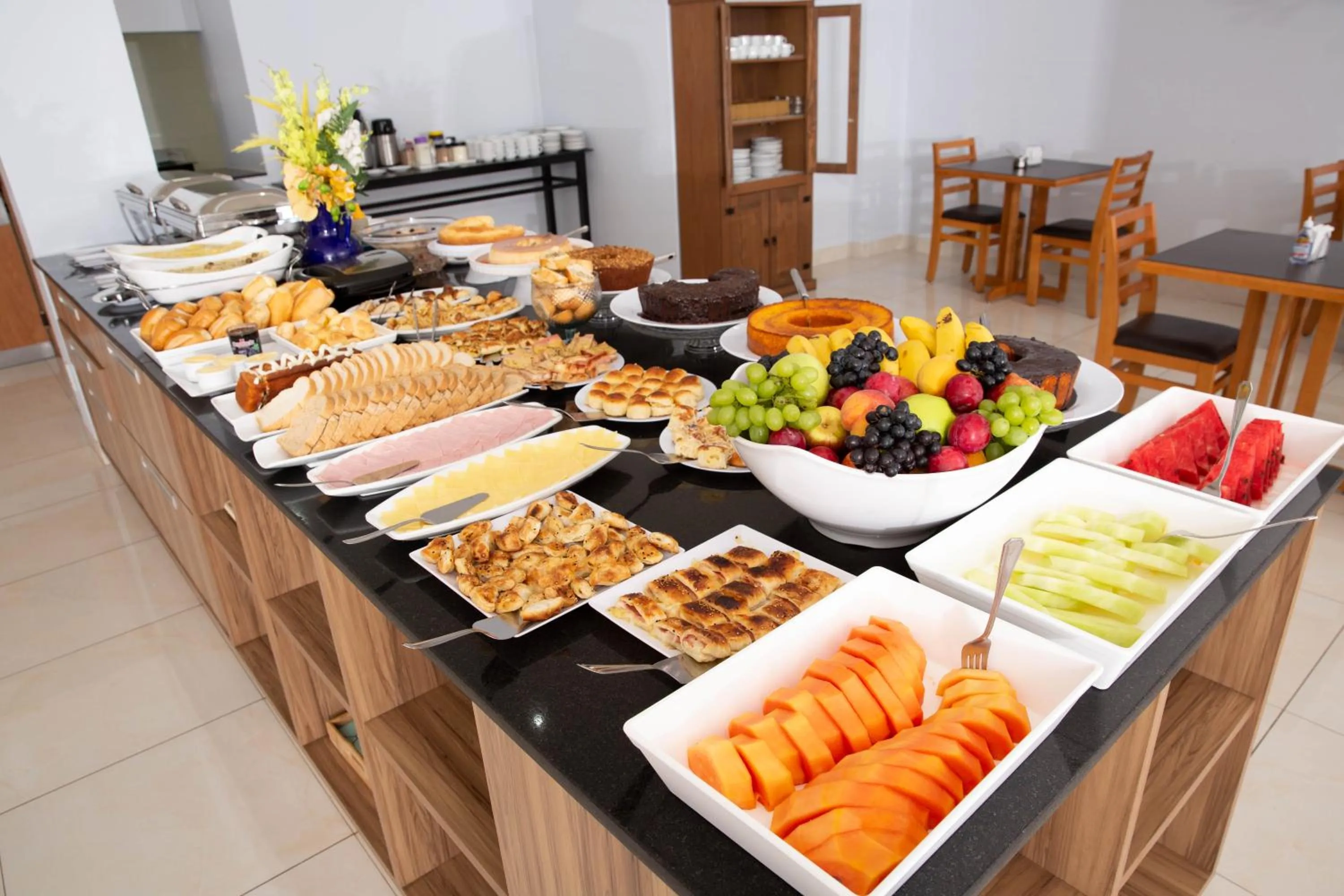 Restaurant/places to eat in Hotel Araguaia