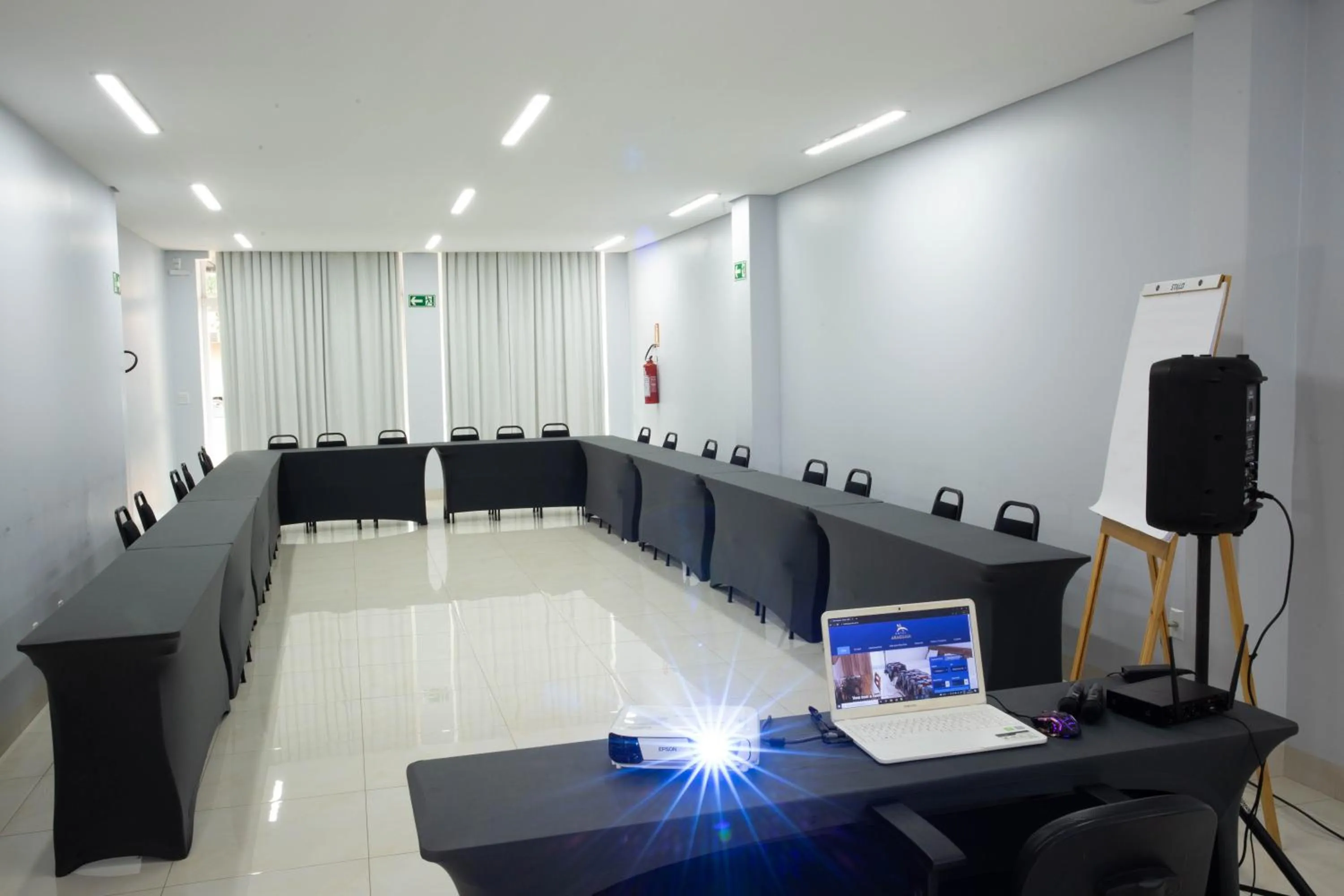 Meeting/conference room in Hotel Araguaia