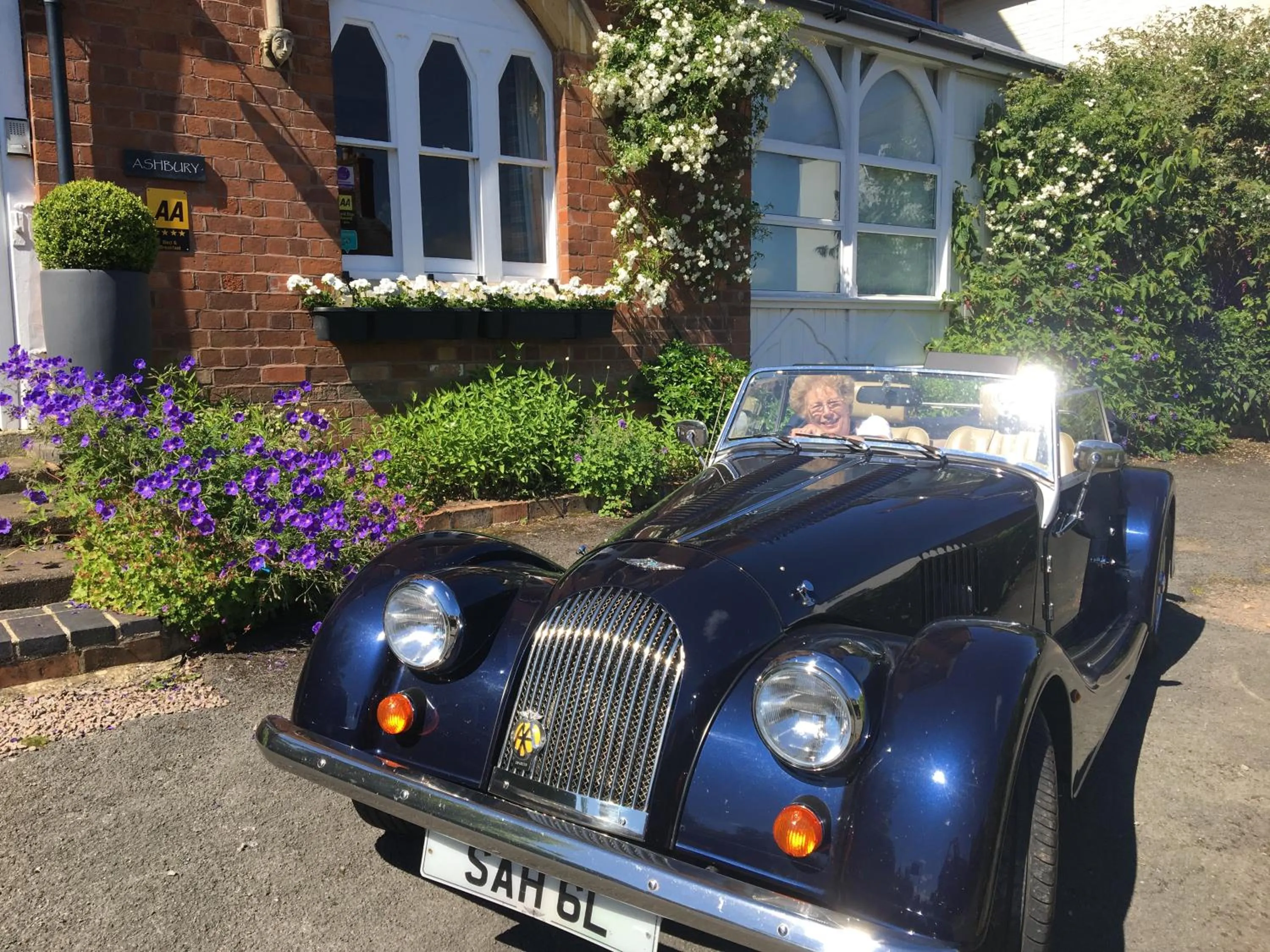 Facade/entrance in Ashbury Bed & Breakfast
