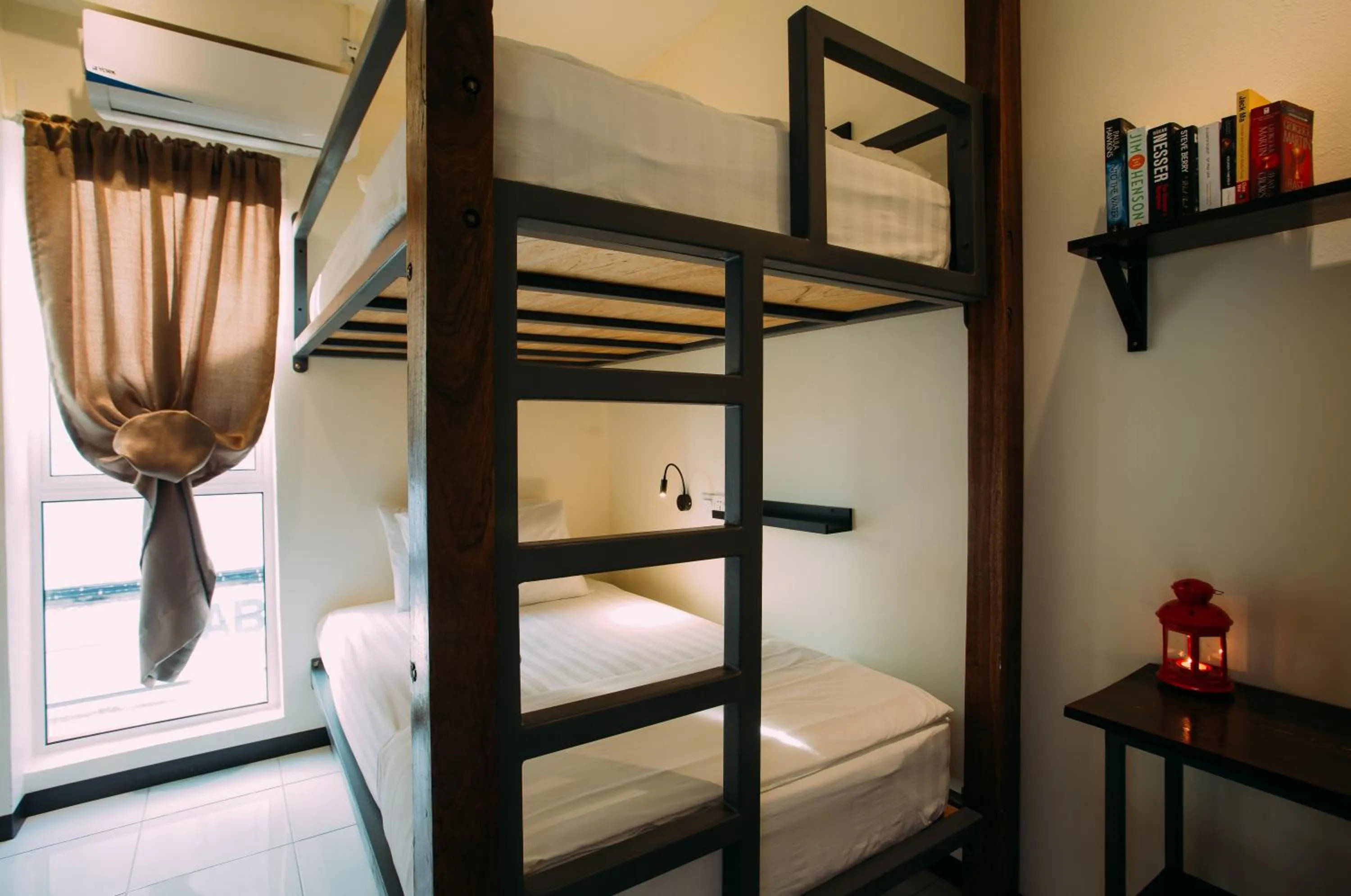 Bedroom, Bed in Kuree Hut