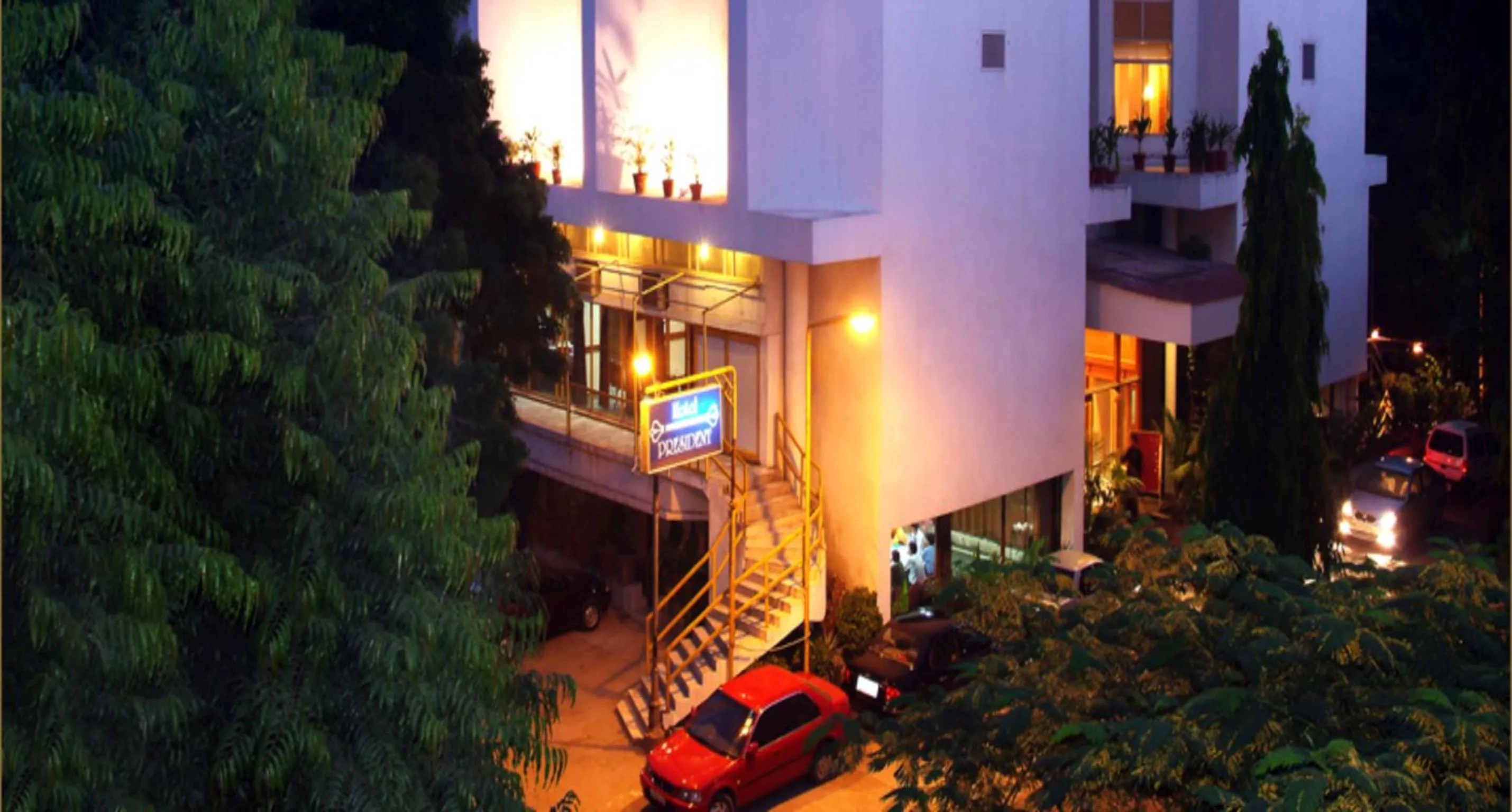 Facade/entrance in Comfort Inn President Near Ahmedabad Junction Station