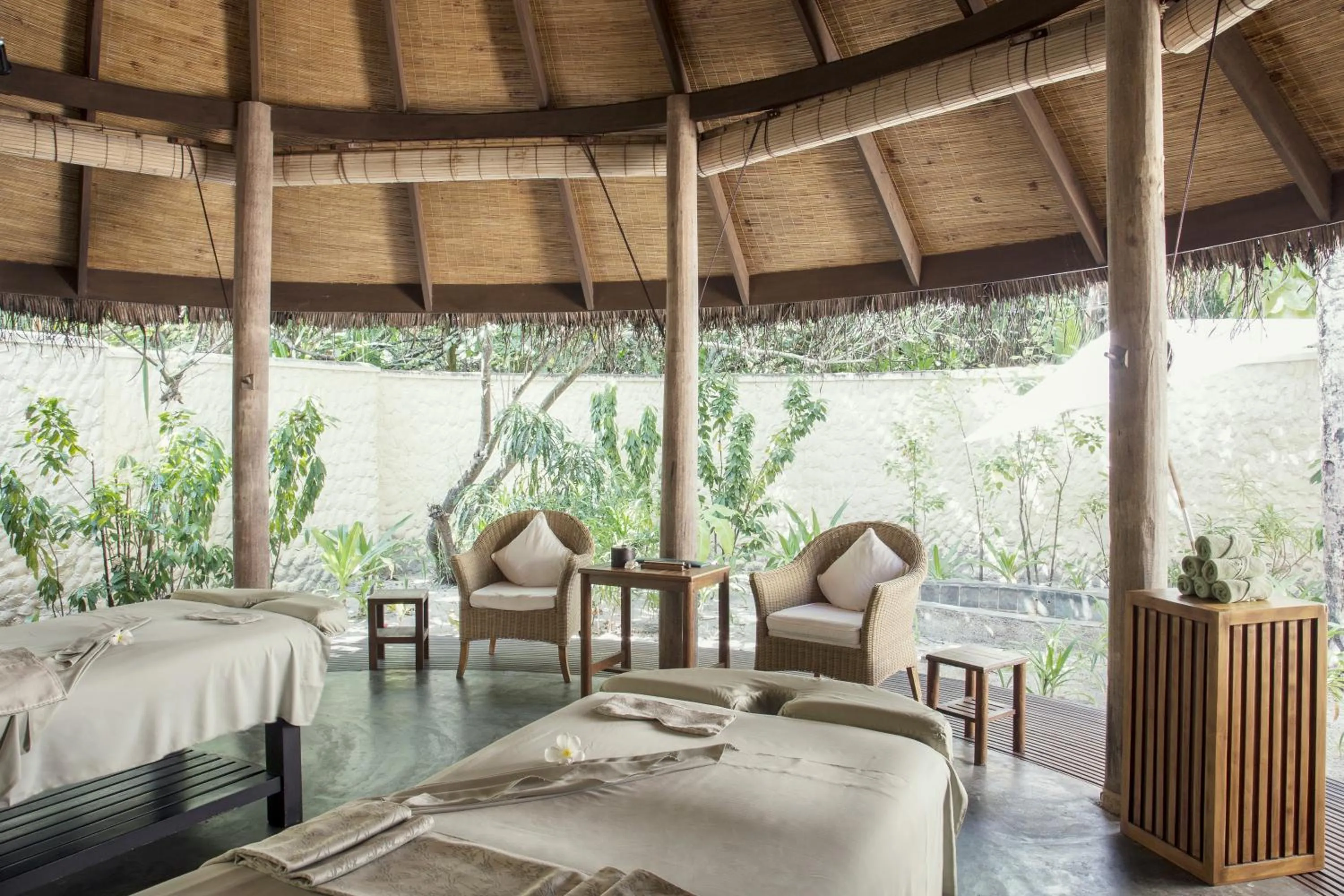 Spa and wellness centre/facilities, Bed in Coco Palm Dhuni Kolhu