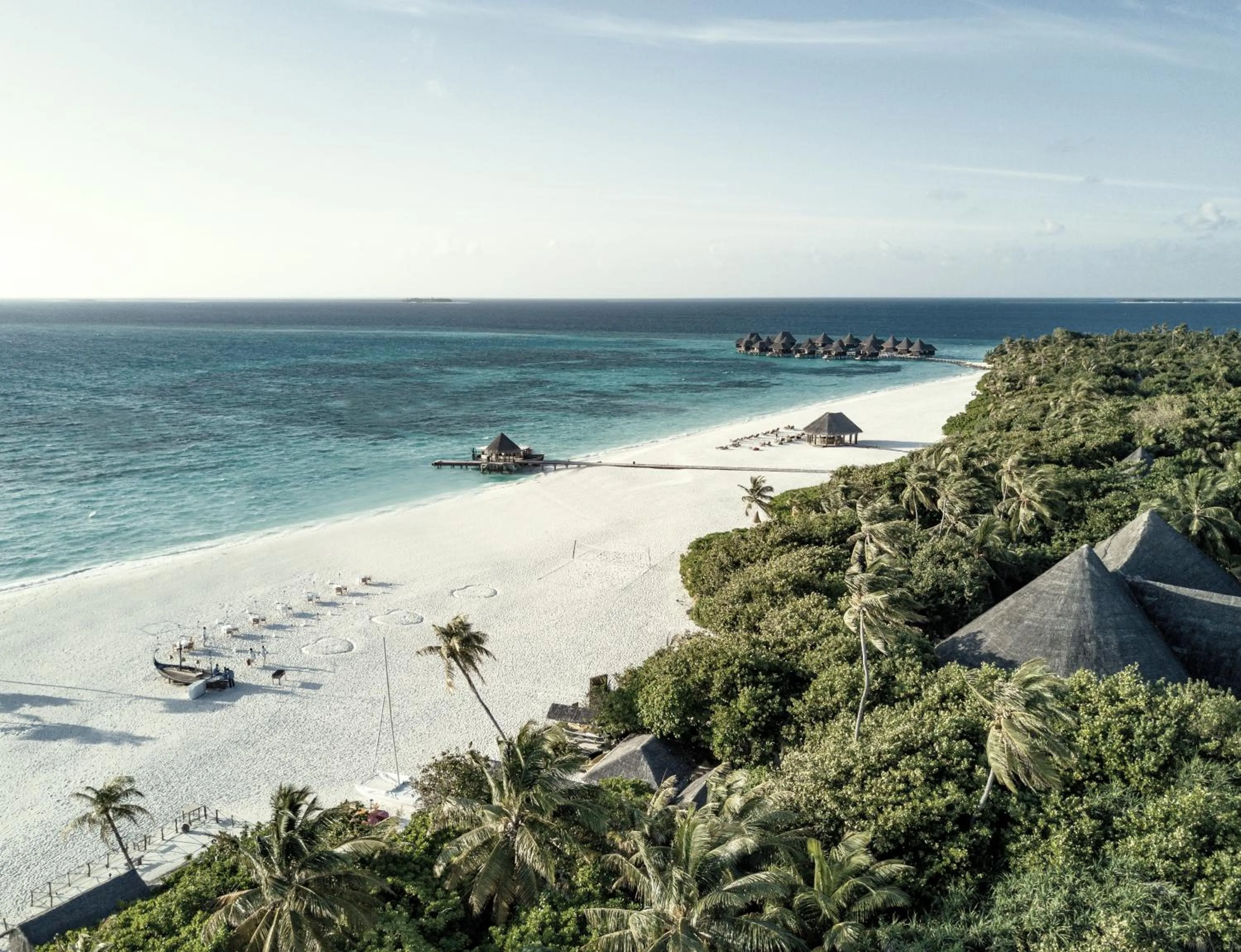 Area and facilities in Coco Palm Dhuni Kolhu