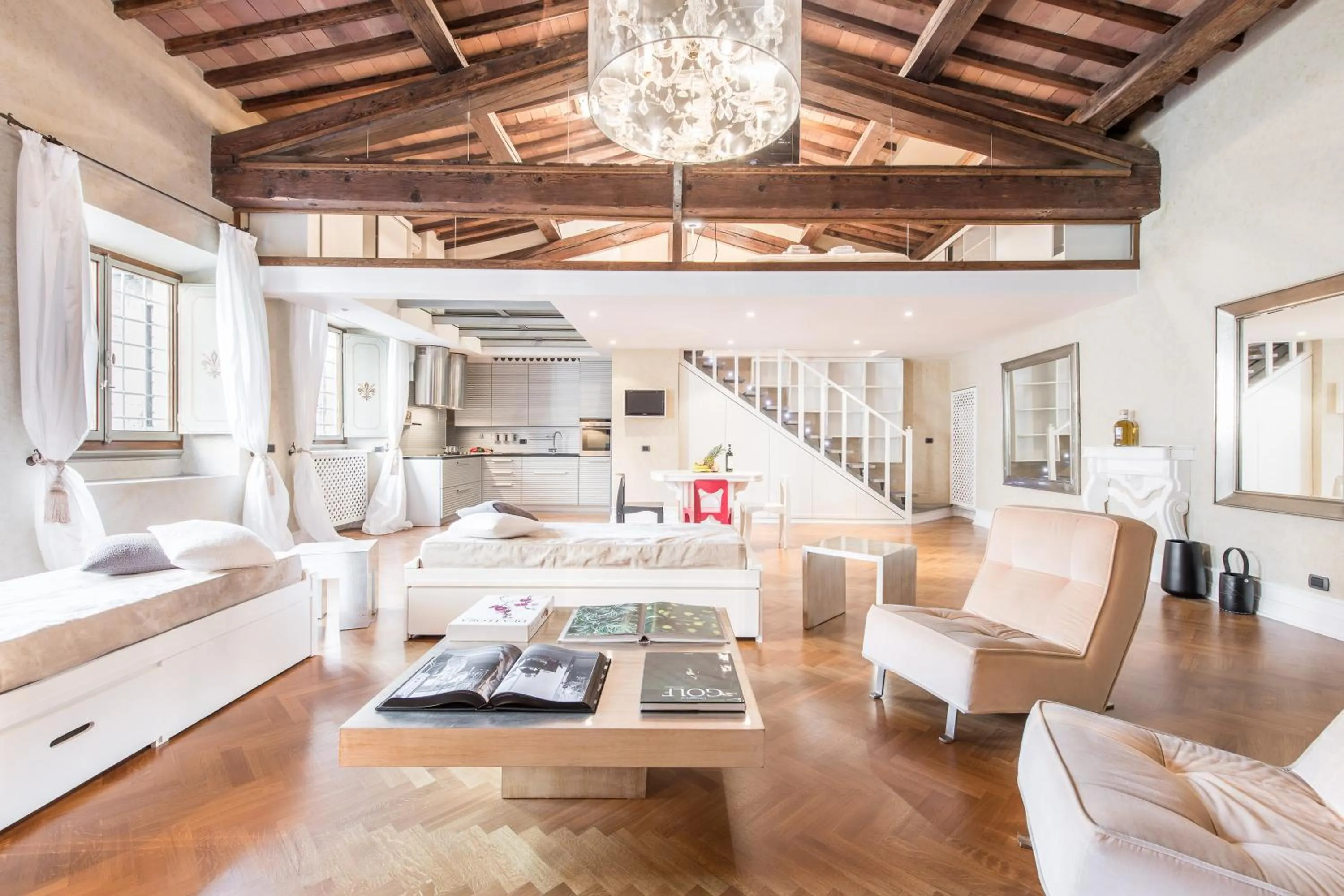 TV and multimedia in Duomo Luxury Loft by Mmega