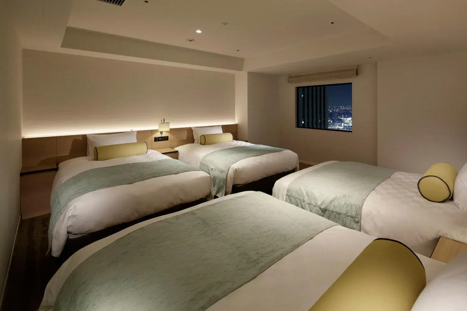 Quadruple Room - single occupancy - Non-Smoking 33-37th Floor in Sunshine City Prince Hotel Ikebukuro Tokyo Quadruple Room - single occupancy - Non-Smoking 33-37th Floor in Sunshine City Prince Hotel Ikebukuro Tokyo