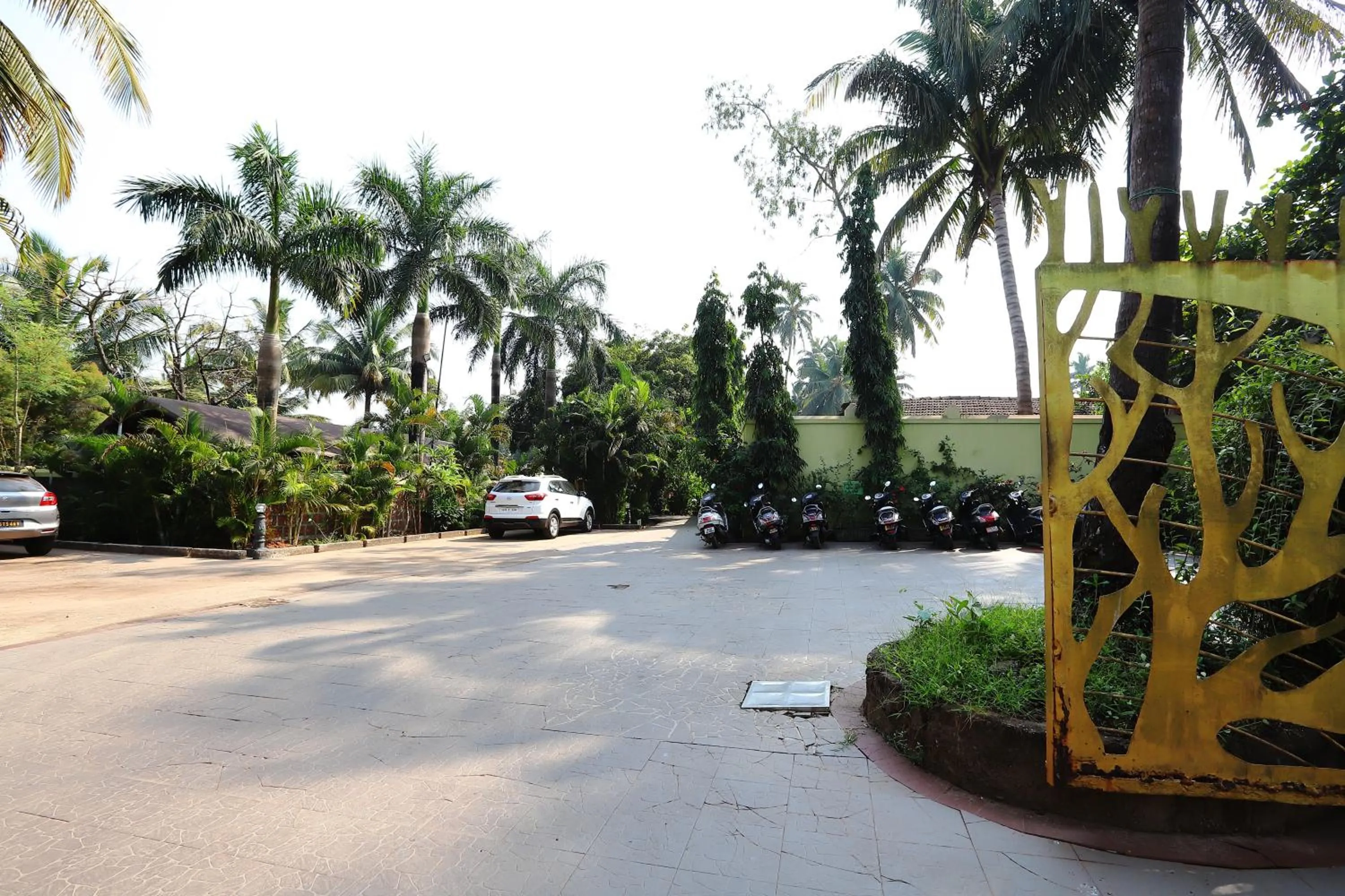 Parking in Resort Primo Bom Terra Verde