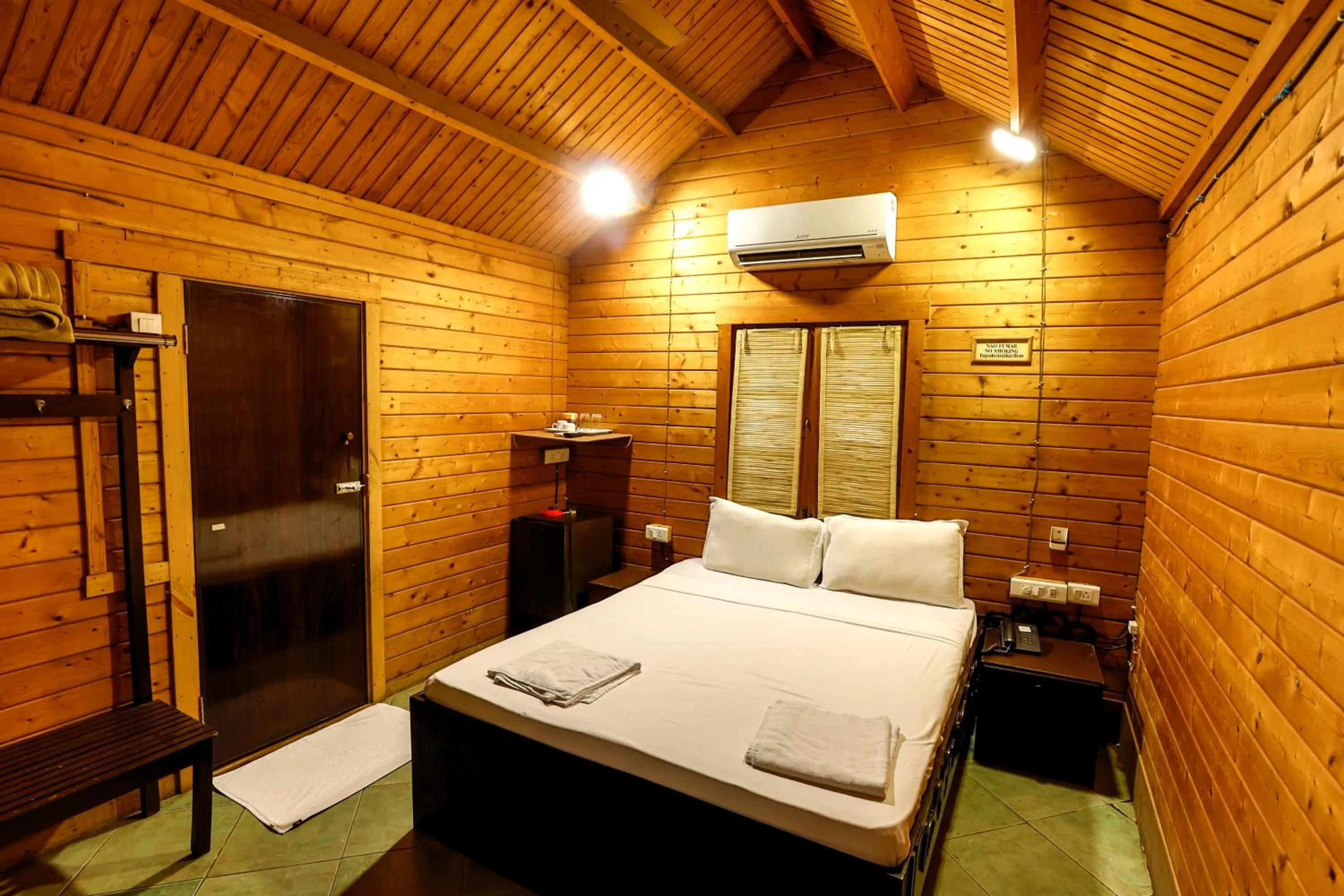 Photo of the whole room, Bed in Resort Primo Bom Terra Verde