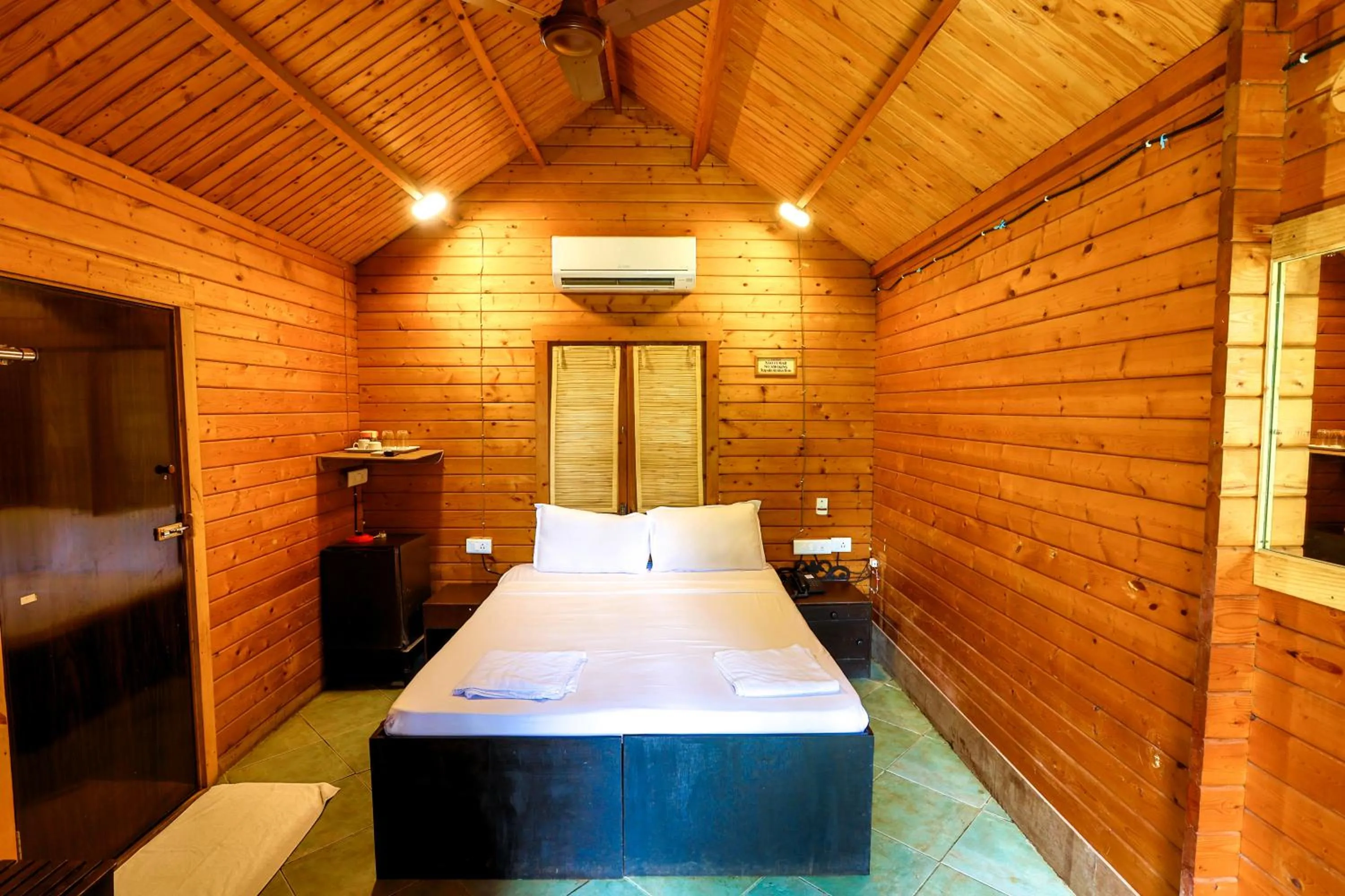 Photo of the whole room, Bed in Resort Primo Bom Terra Verde