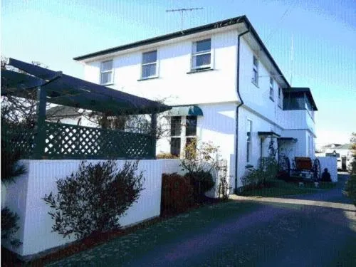 Property building in The Pier Lodge Bed And Breakfast