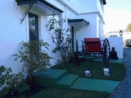 Garden in The Pier Lodge Bed And Breakfast