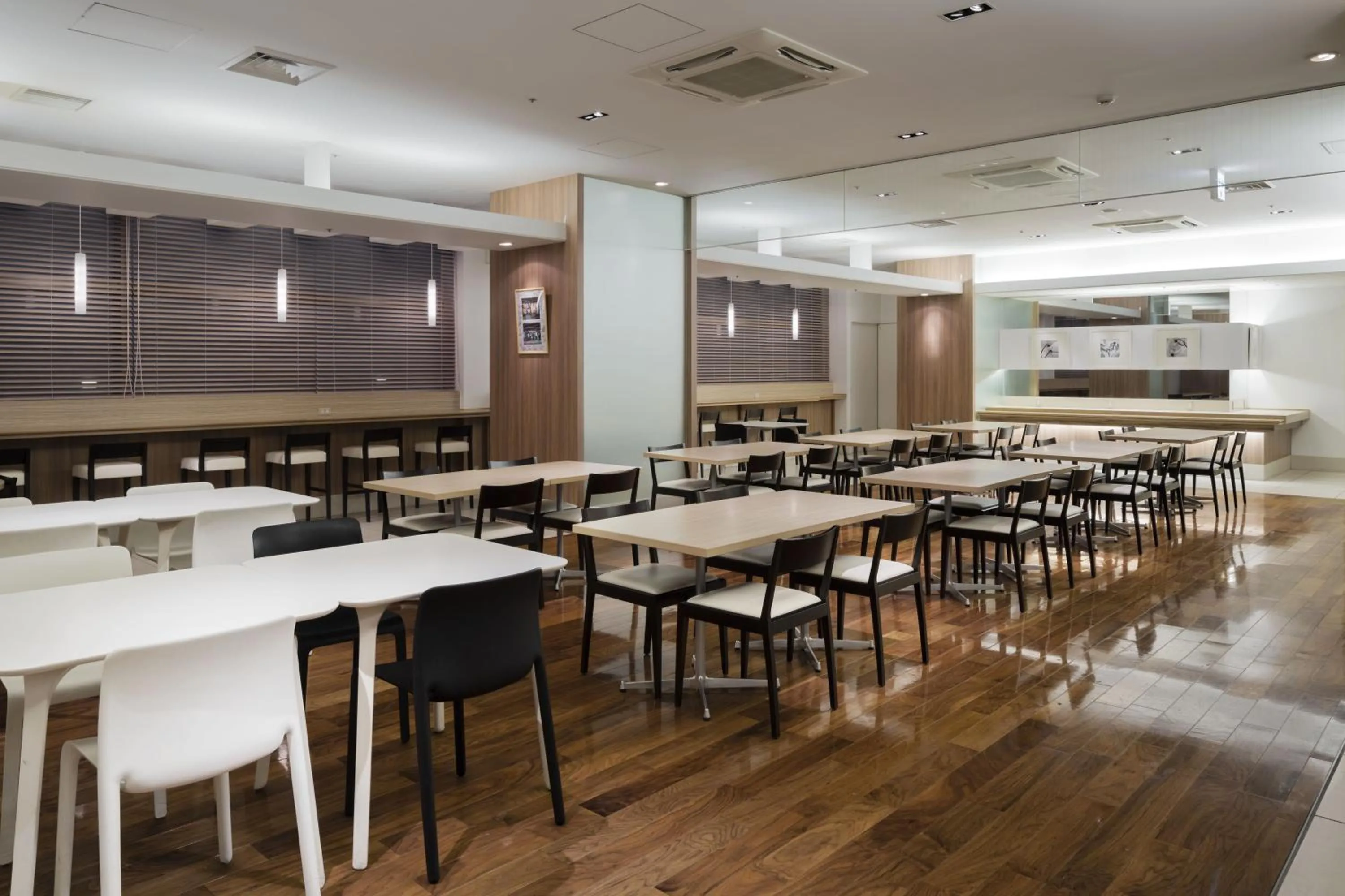 Restaurant/places to eat in Hundred Stay Tokyo Shinjuku