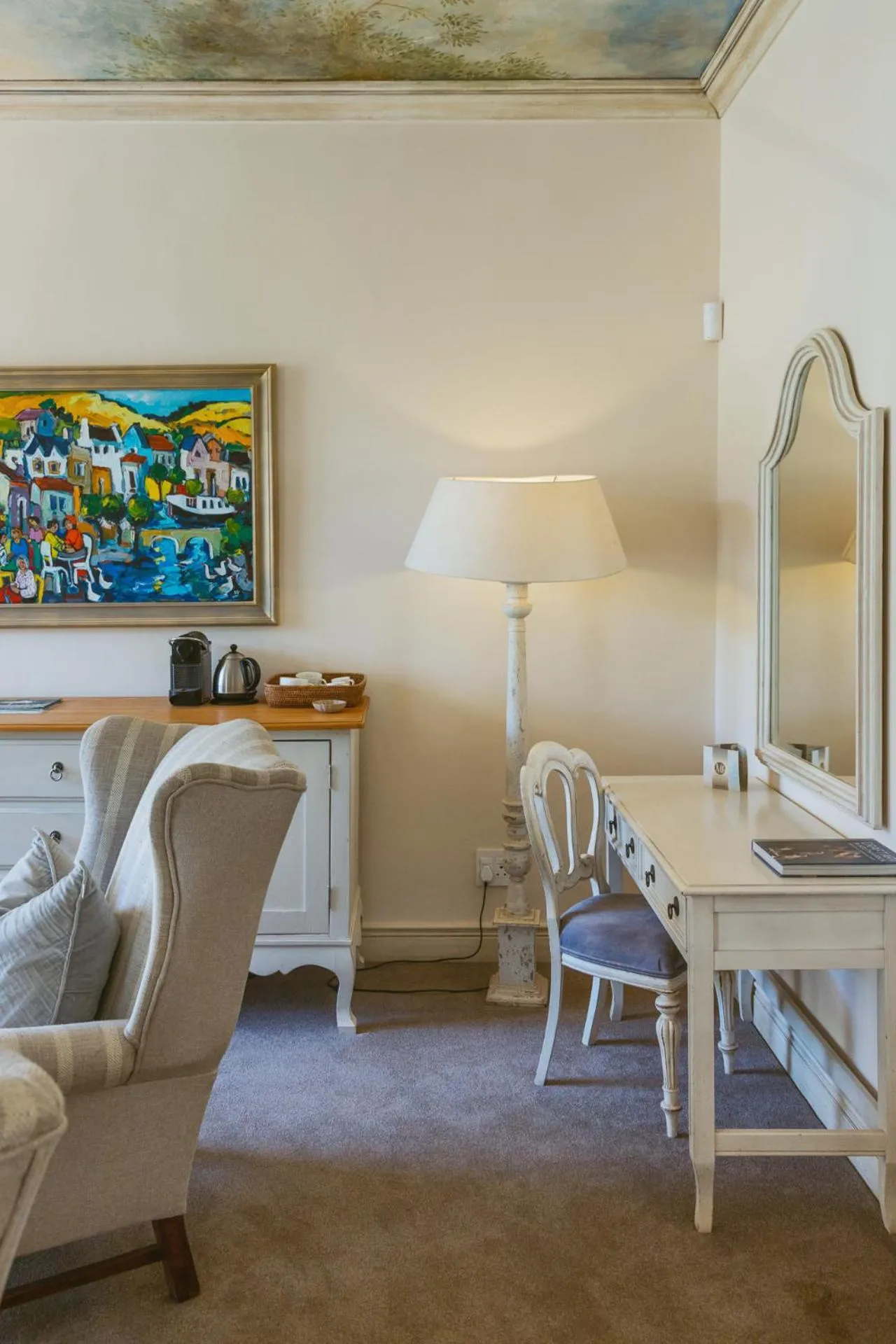 Coffee/tea facilities in Auberge Clermont