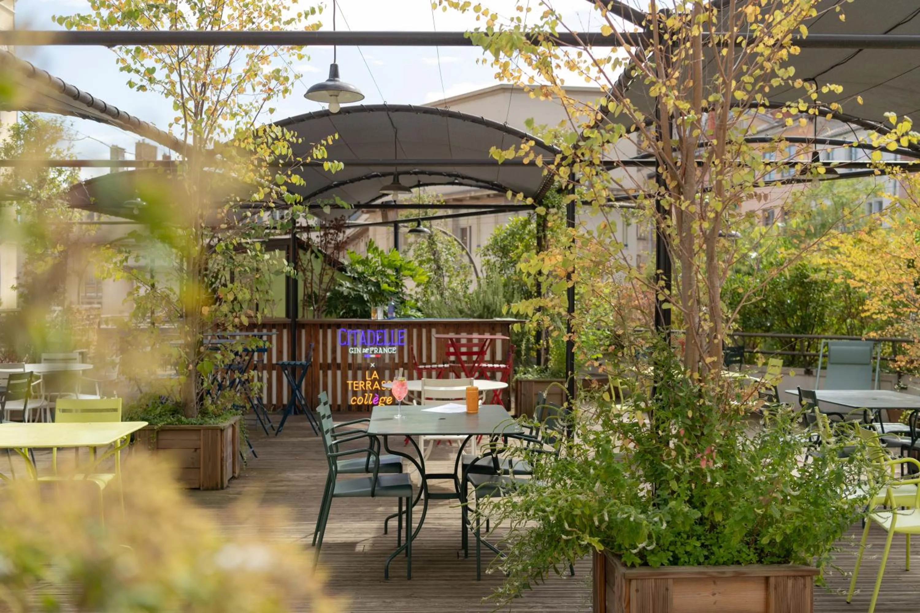Patio in Collège Hôtel