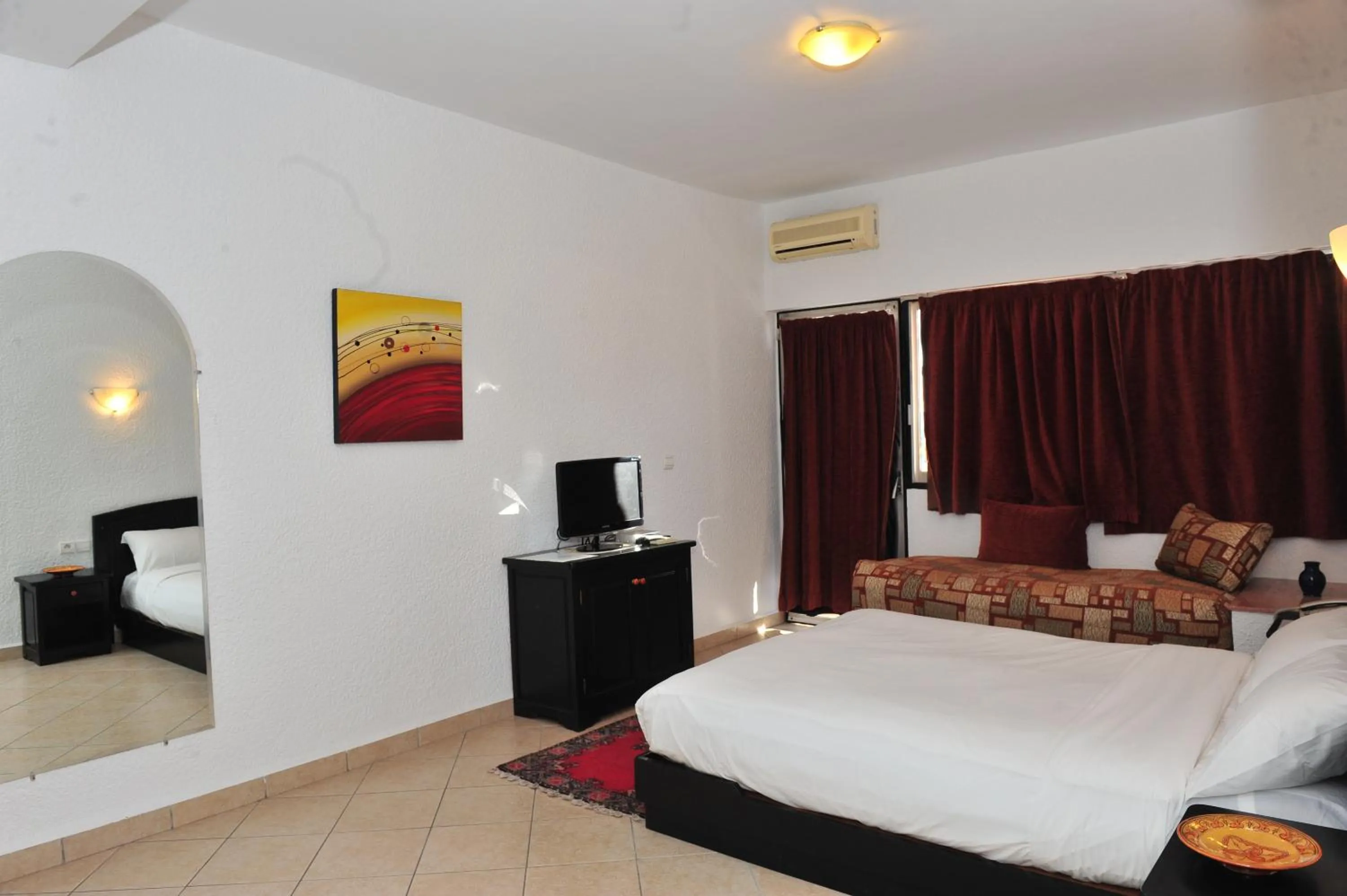 Bedroom, Bed in Studiotel Afoud