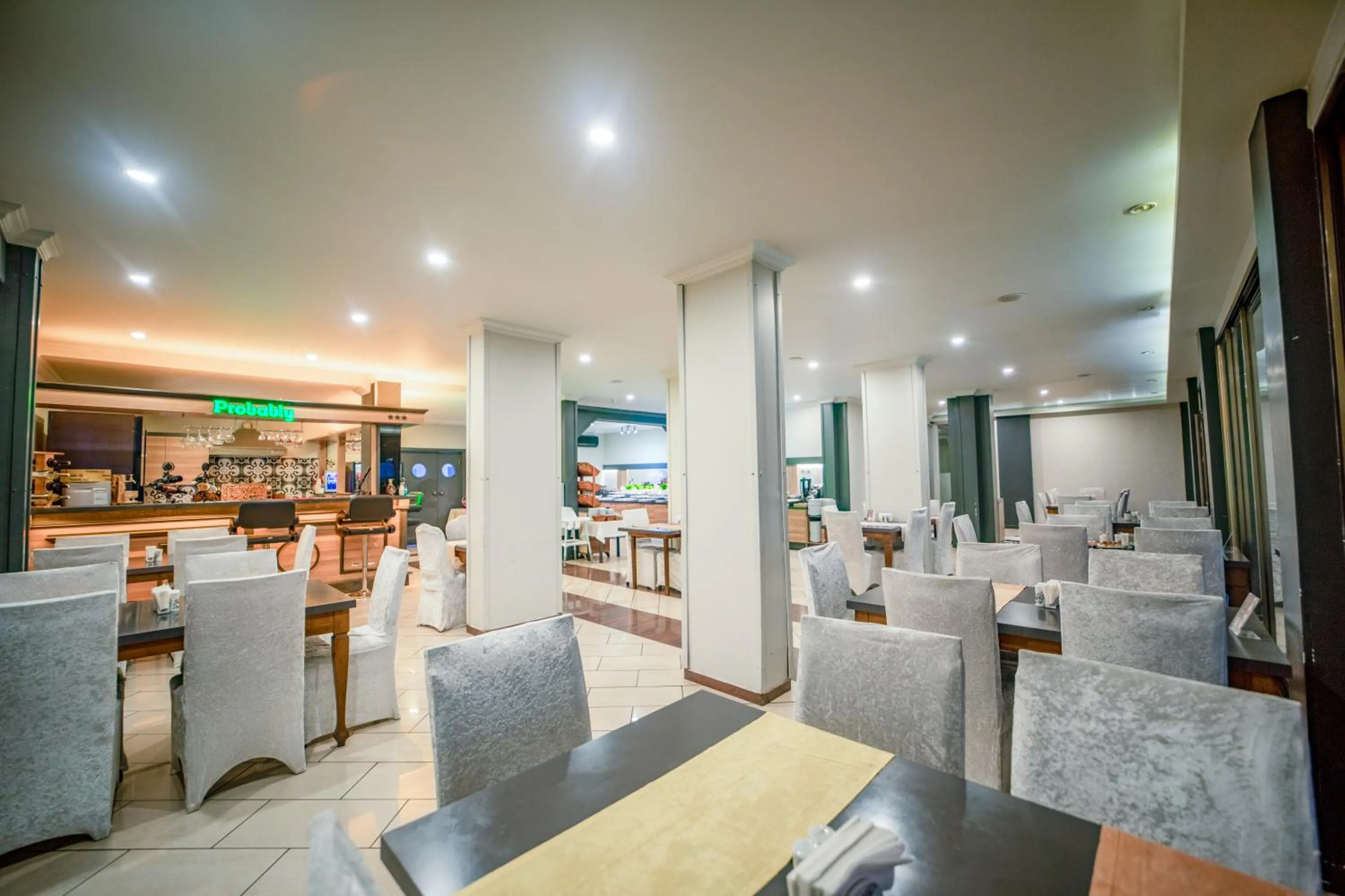 Restaurant/places to eat in Aksular Hotel