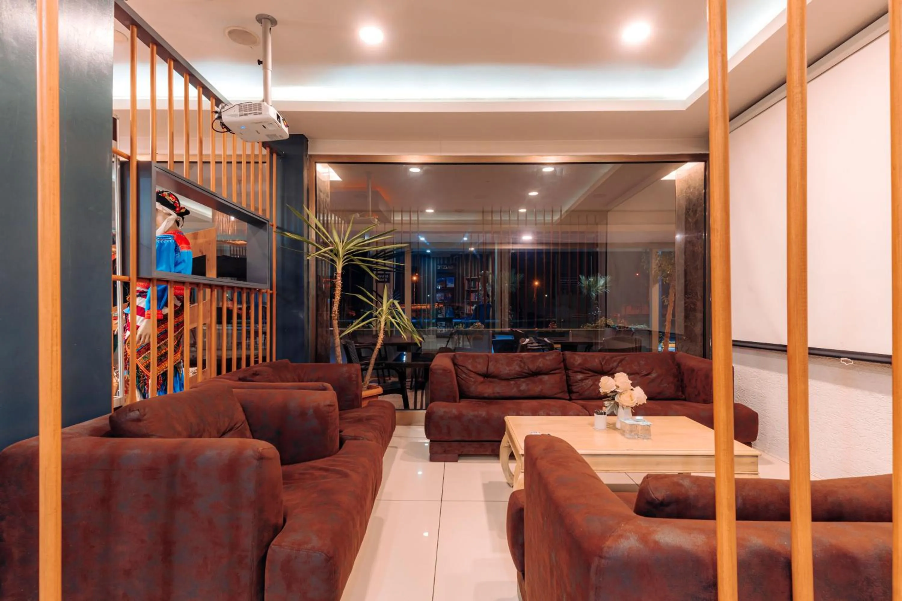 Communal lounge/ TV room in Aksular Hotel