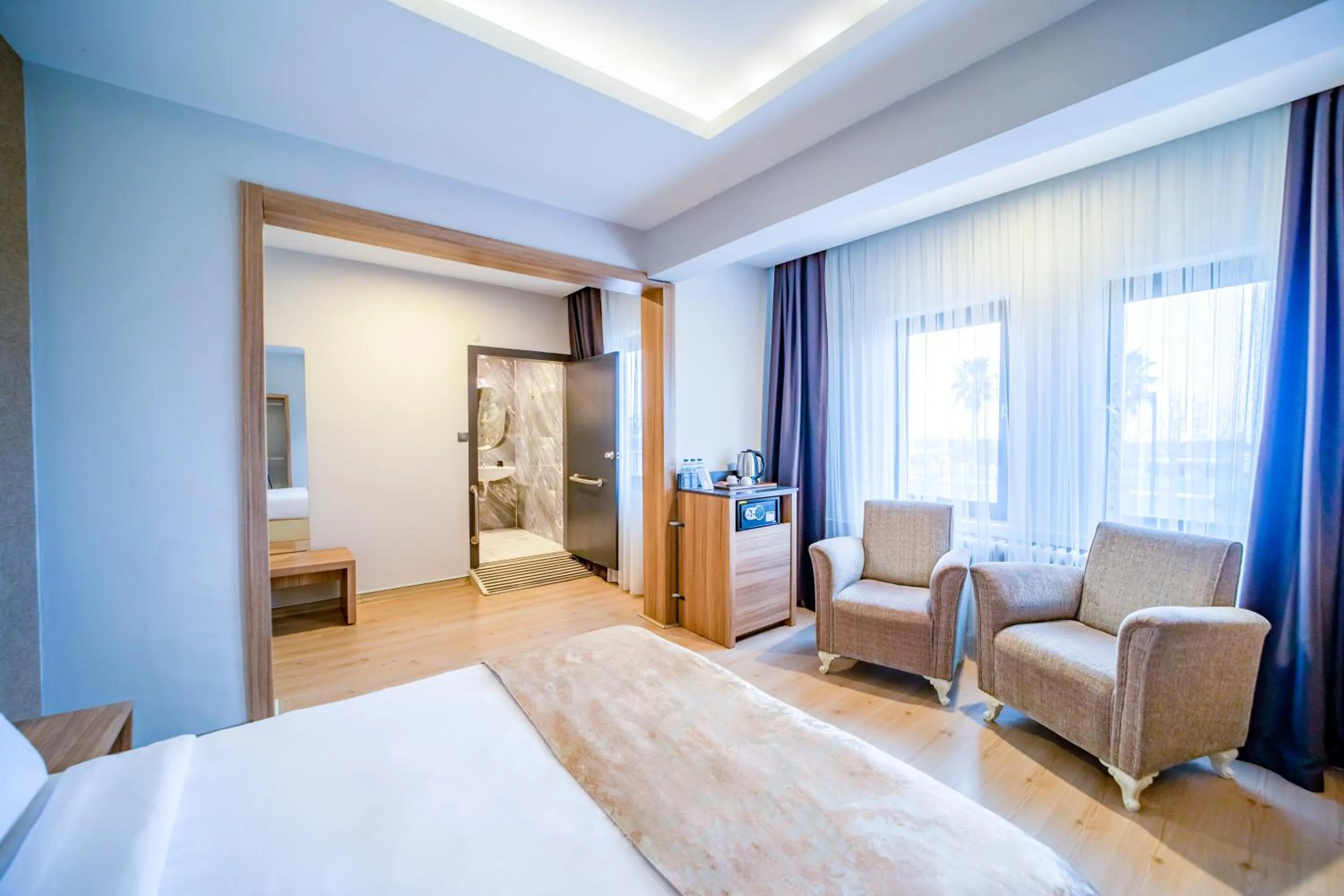 Bedroom, Bed in Aksular Hotel