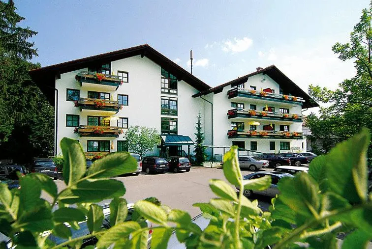 Property building in Appartment-Hotel-Hölzl