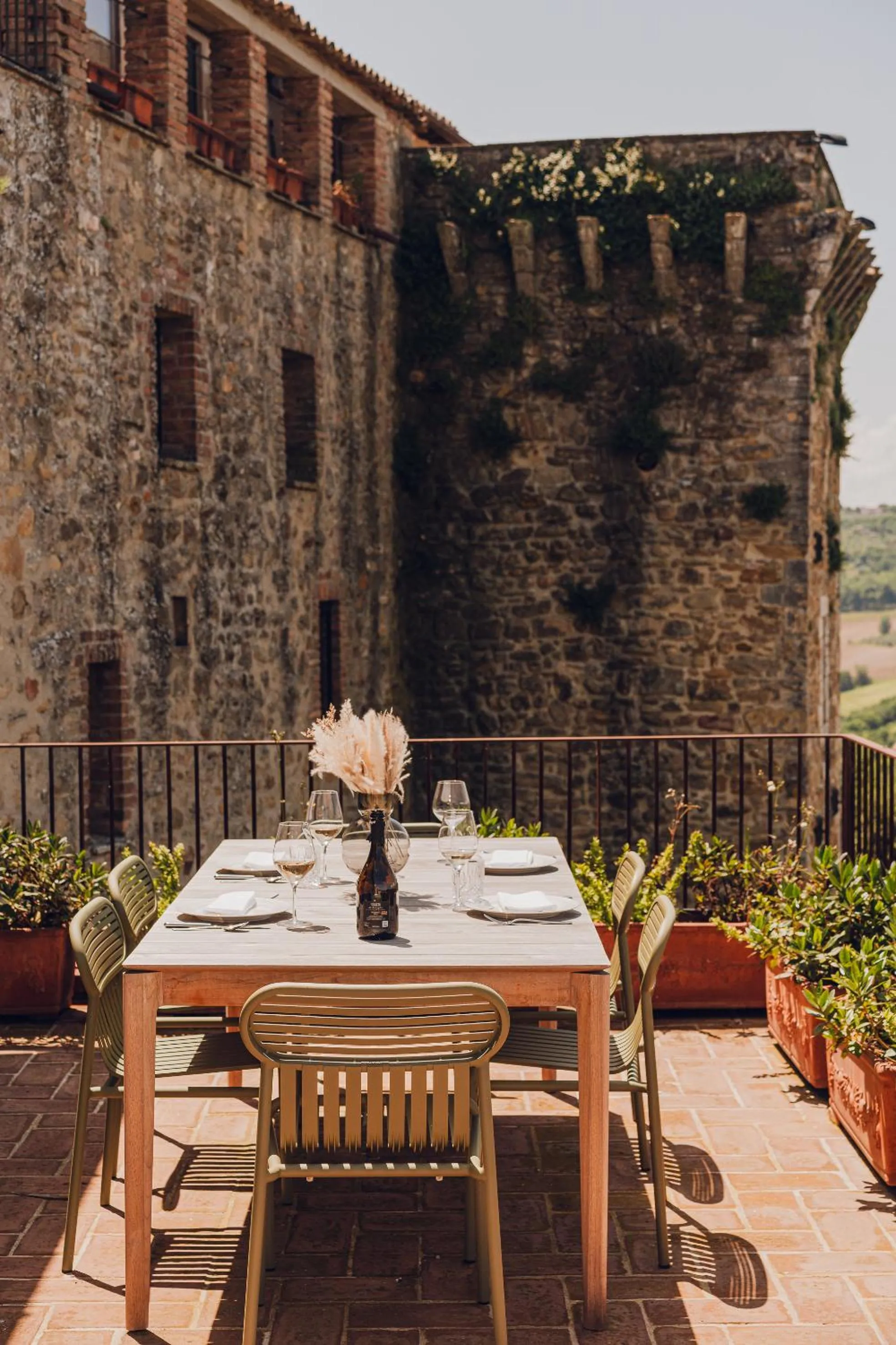 Balcony/Terrace in Aethos Saragano