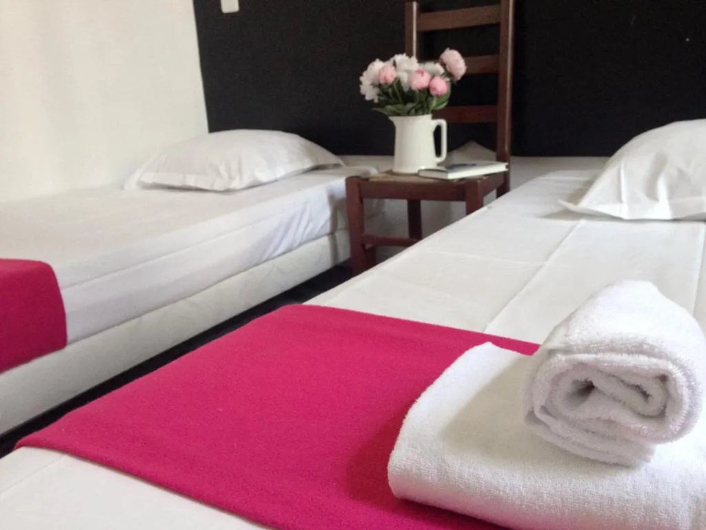 Bedroom, Bed in Chanteclair