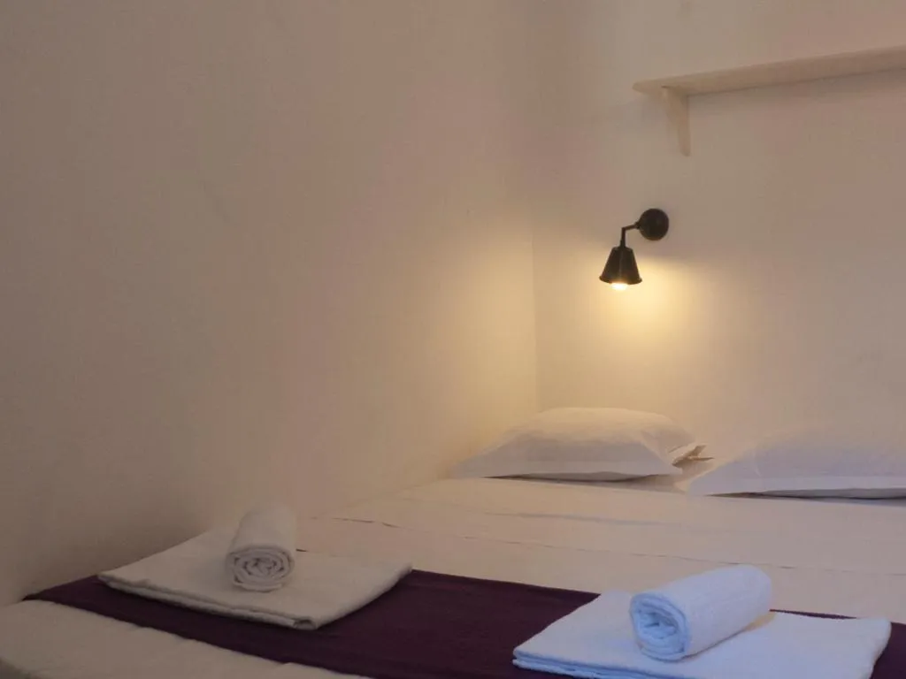 Bedroom, Bed in Chanteclair