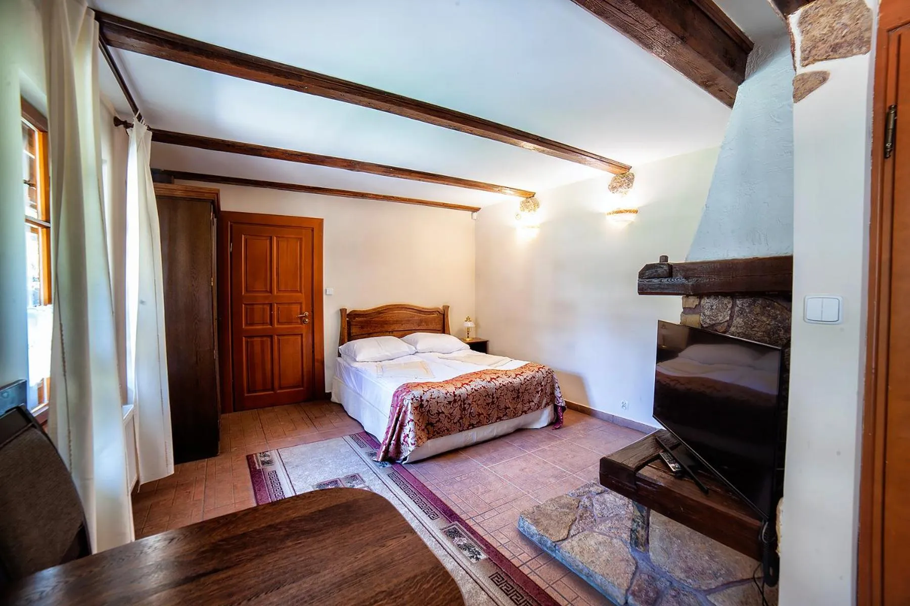 Bed in Hotel Dworek Wapionka