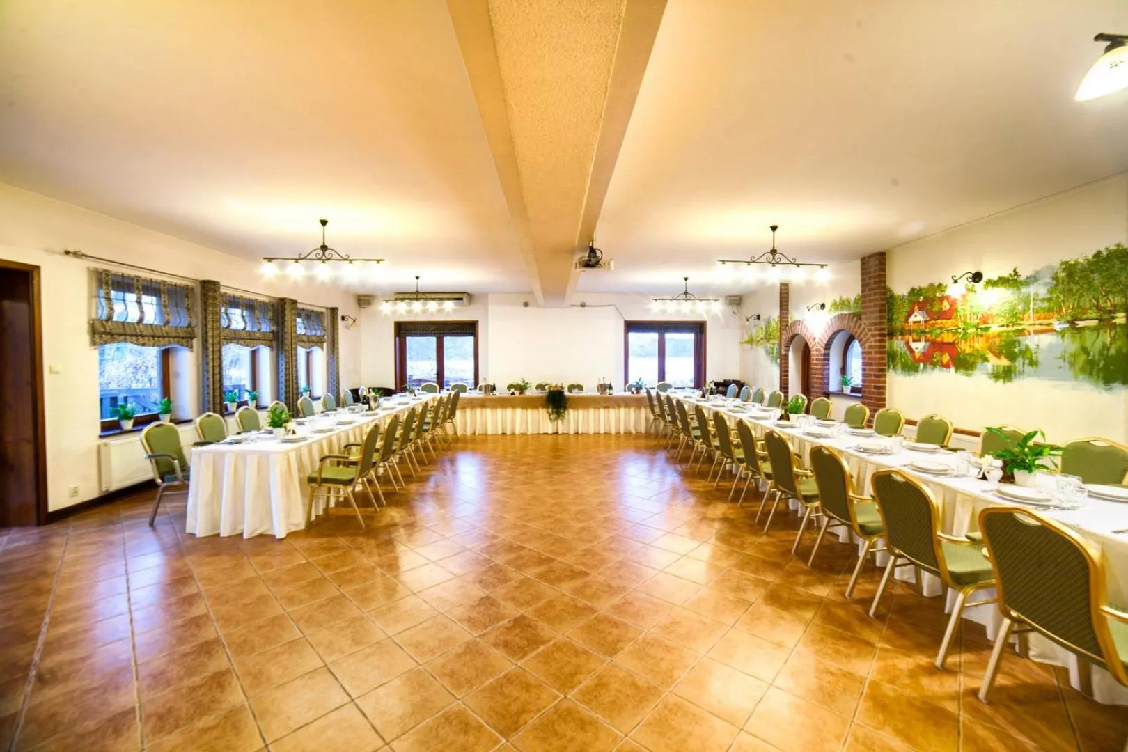 Meeting/conference room in Hotel Dworek Wapionka