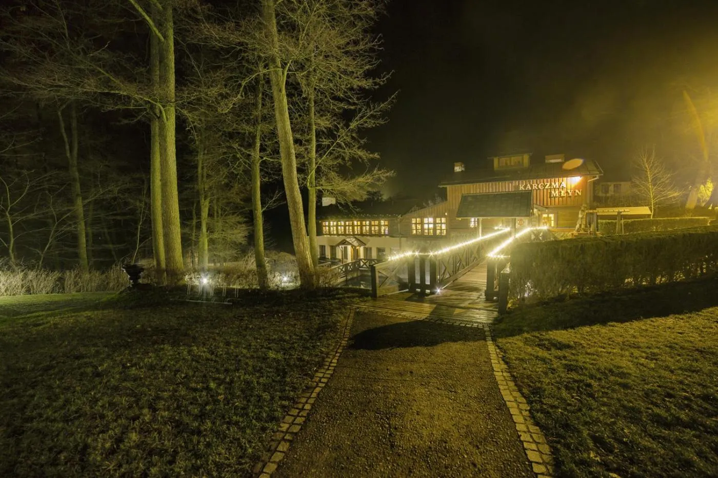 Restaurant/places to eat in Hotel Dworek Wapionka