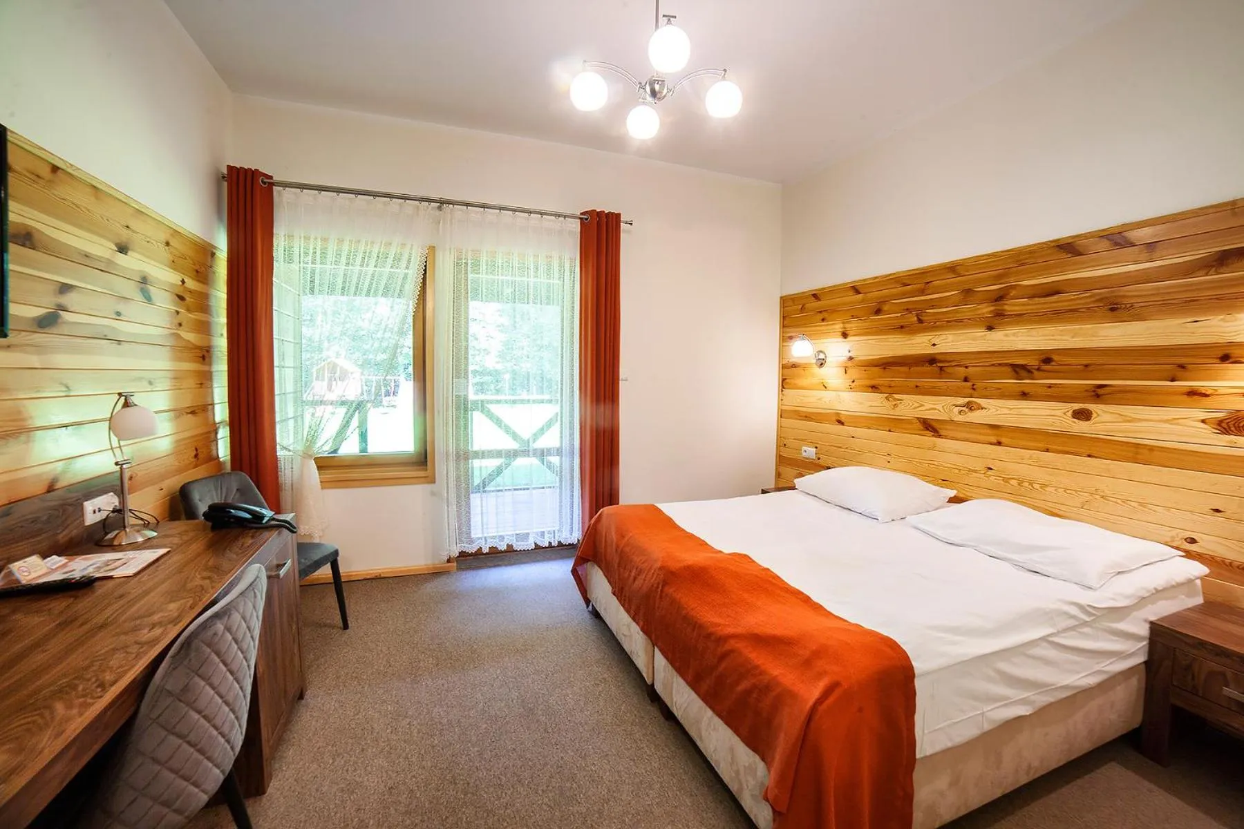 Bed in Hotel Dworek Wapionka