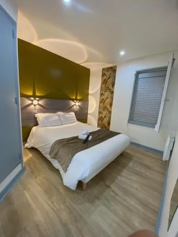 Bed in FASTHOTEL A Dijon