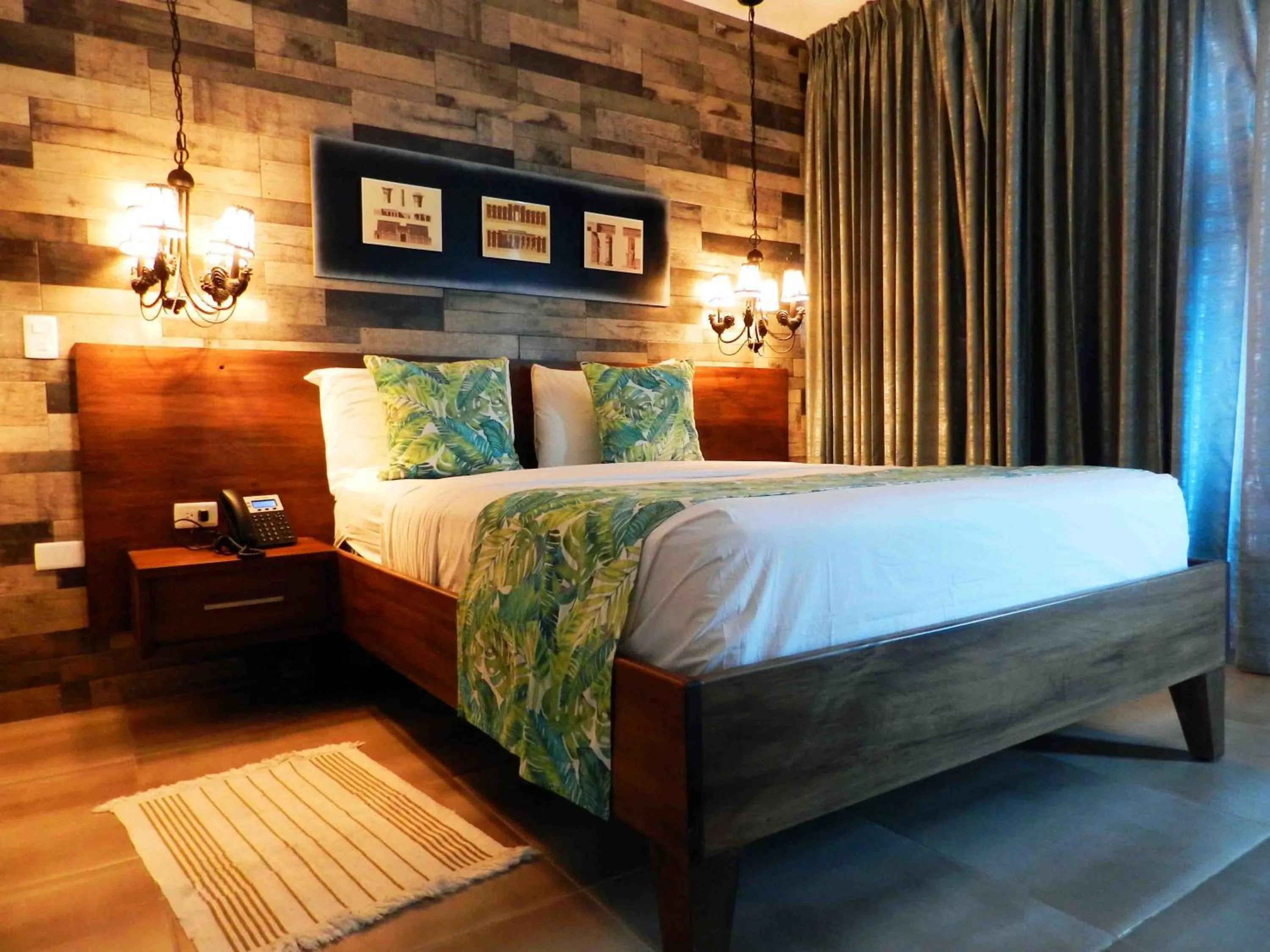 Bedroom, Bed in MON Hotel Boutique