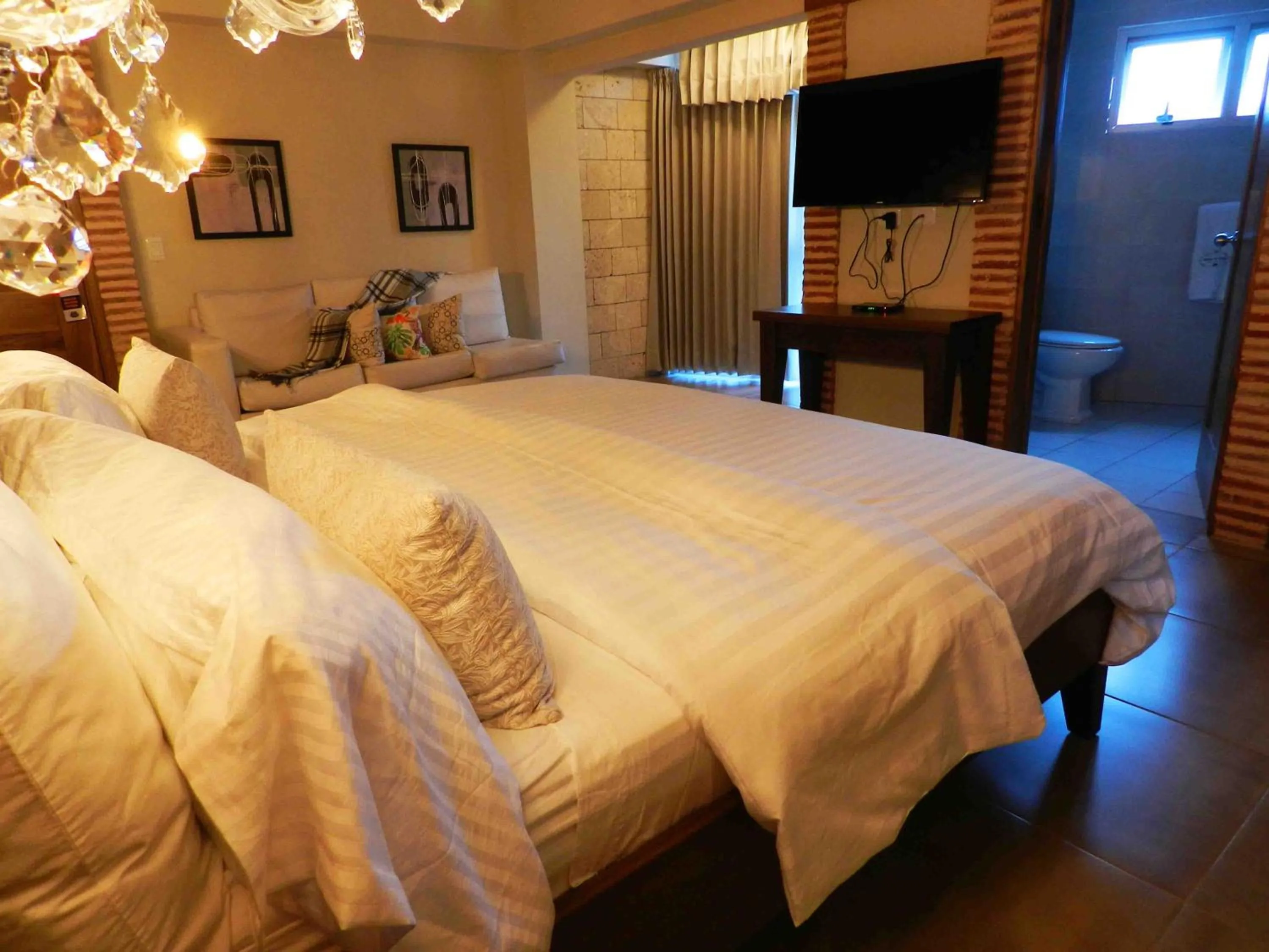 Bedroom, Bed in MON Hotel Boutique