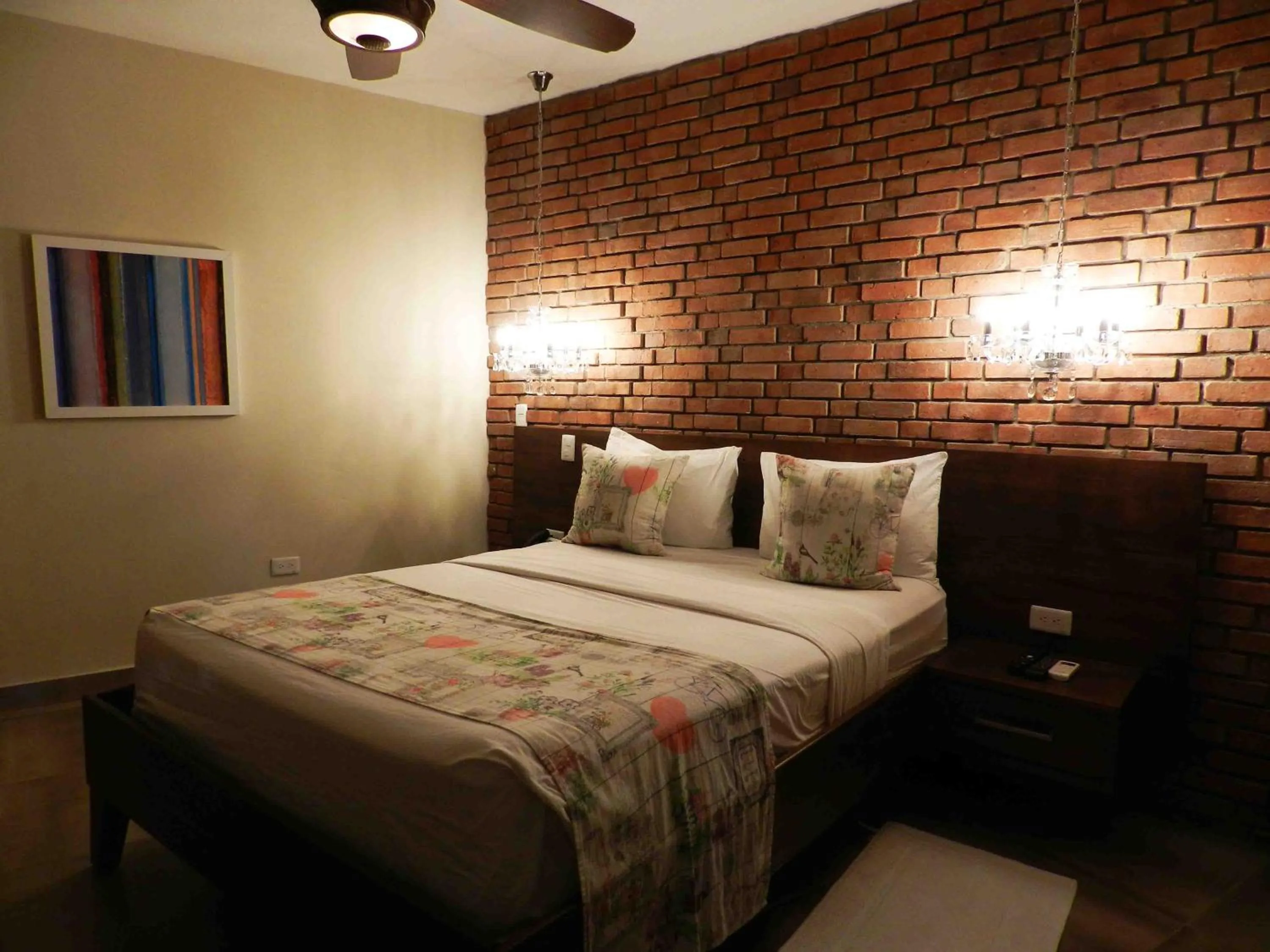 Bedroom, Bed in MON Hotel Boutique